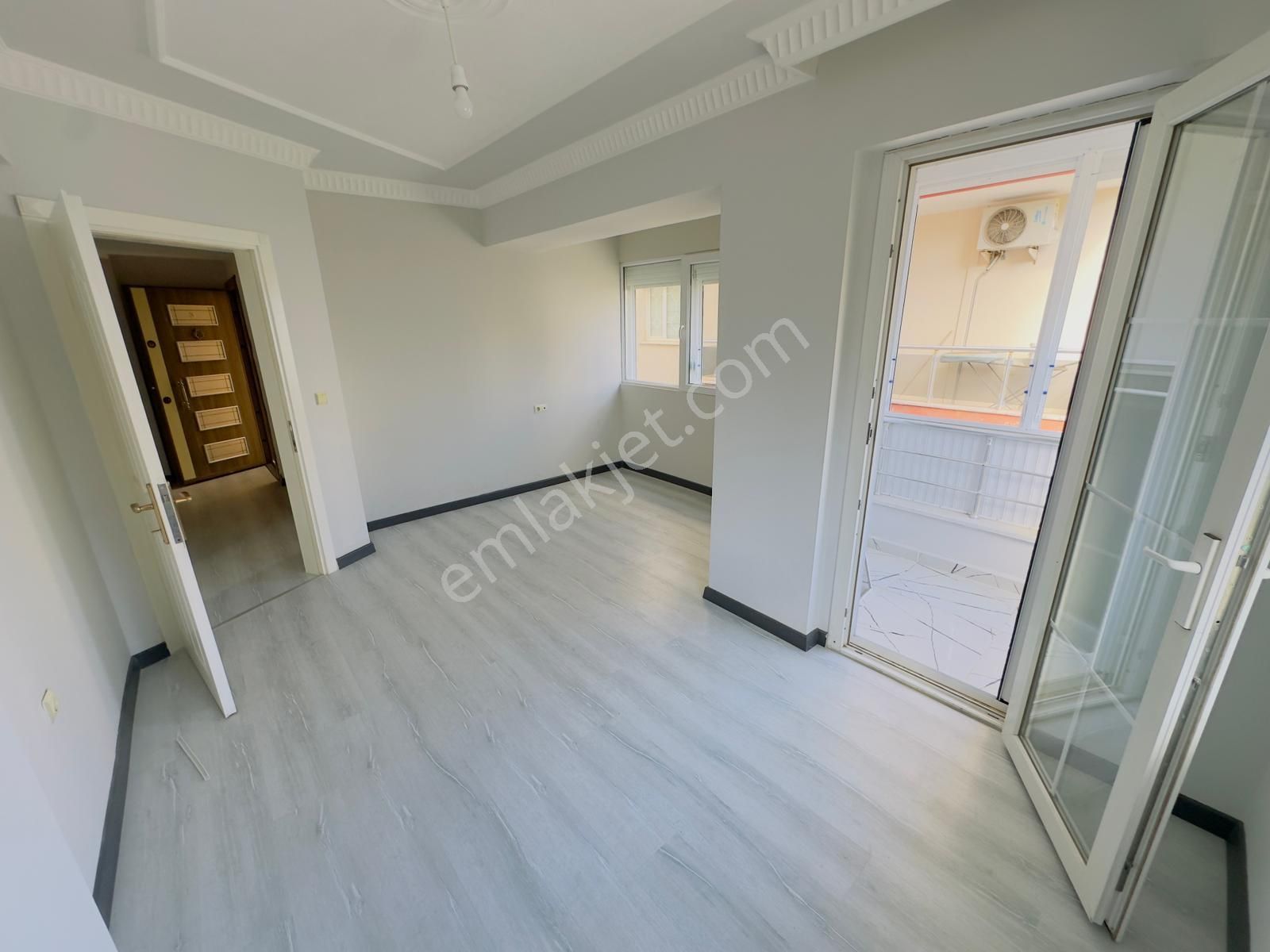 Denize Yürüme Mesafesinde 2+1 İçi Yapılı Daire - Görsel 7