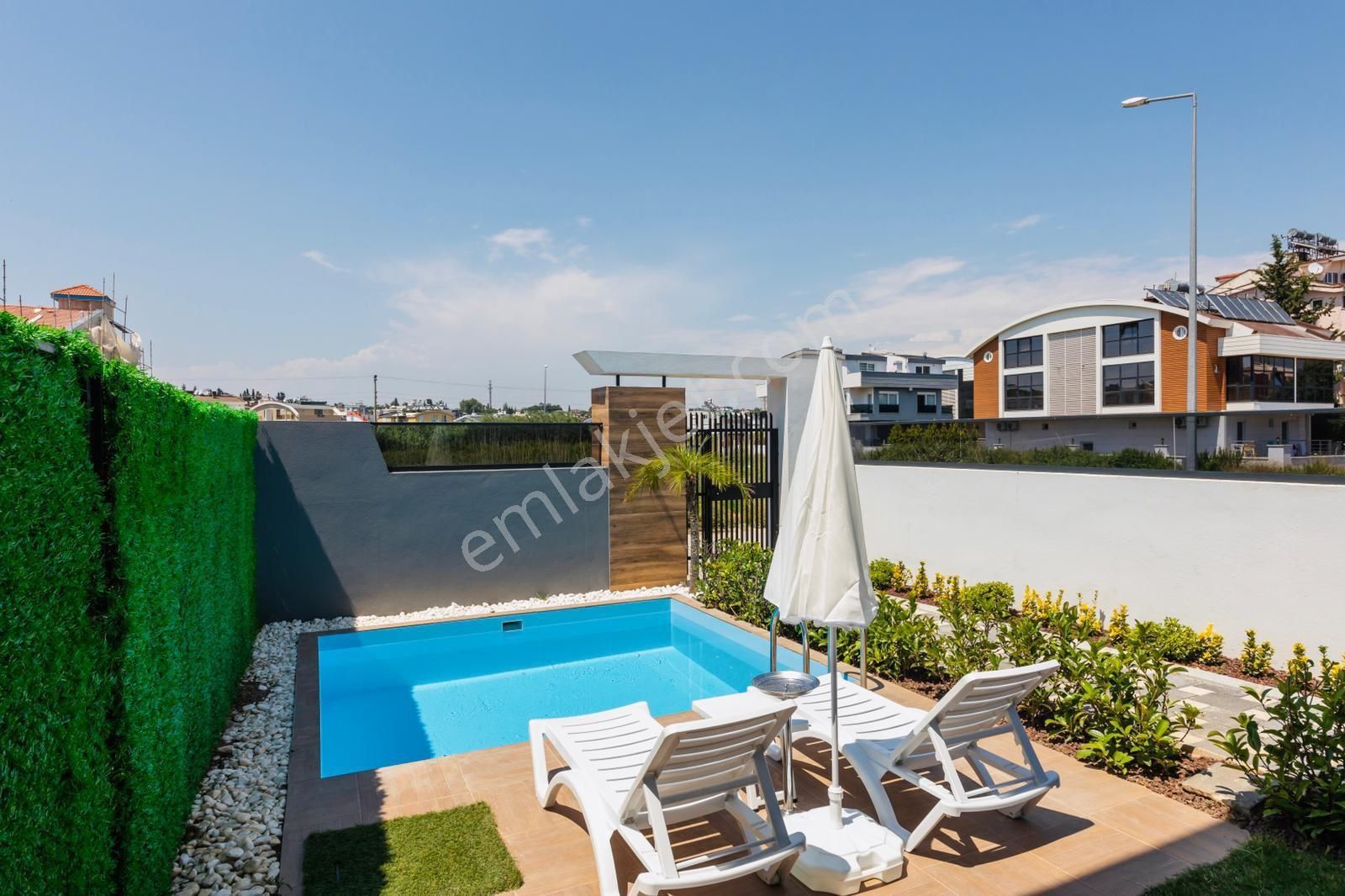 Güzeloba Da Tripleks Villa - Görsel 21