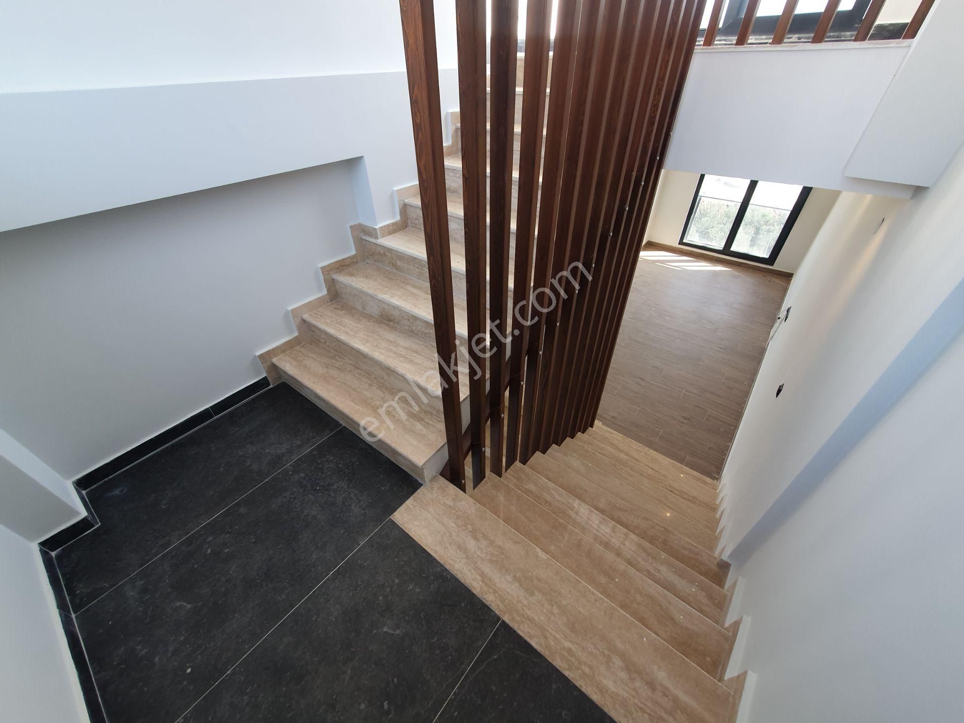 Gürede Deniz Manzaralı Bahçeli Özel Tasarım Fourlex Villa - Görsel 30