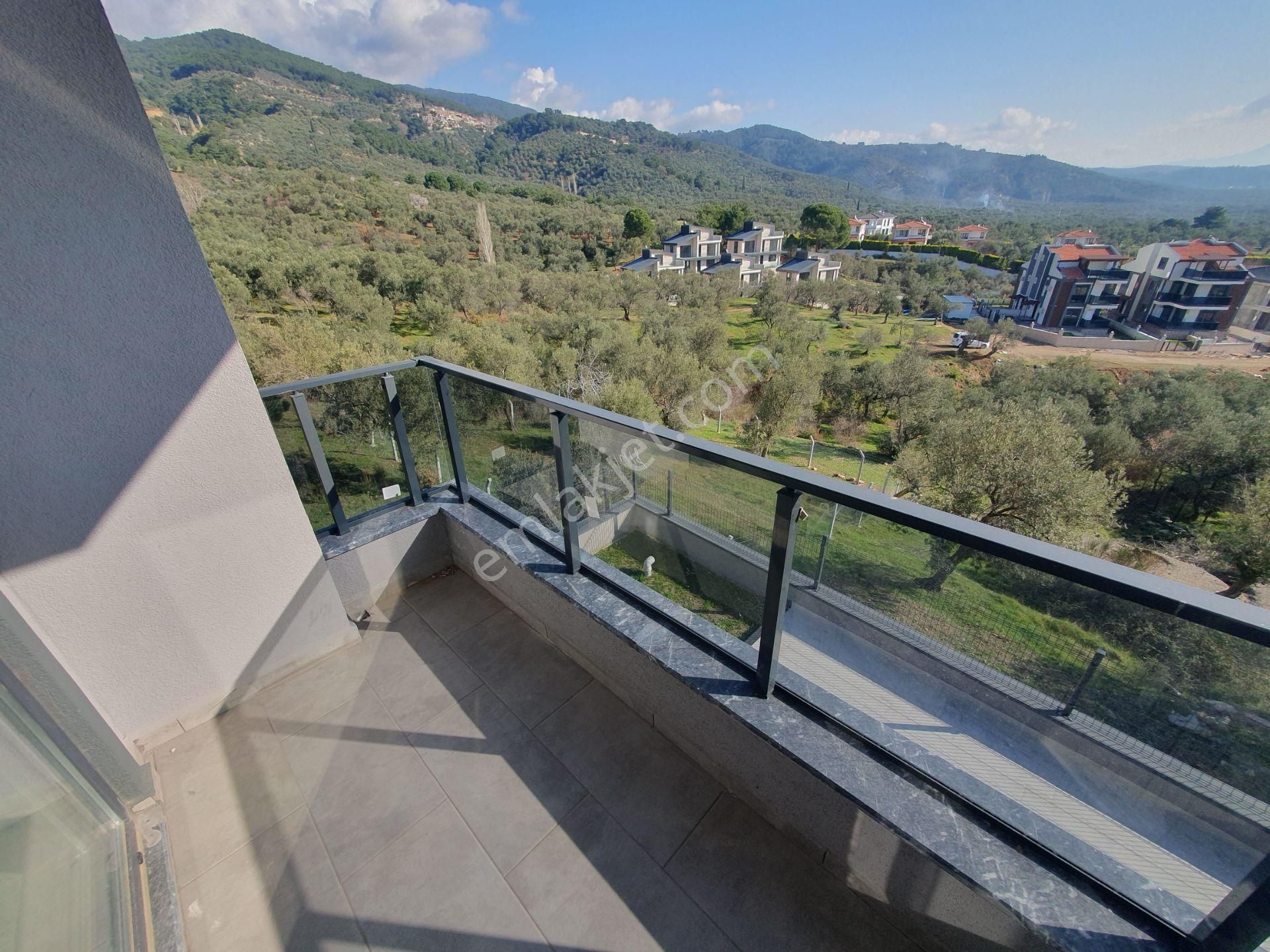 Gürede Deniz Manzaralı Bahçeli Özel Tasarım Fourlex Villa - Görsel 16