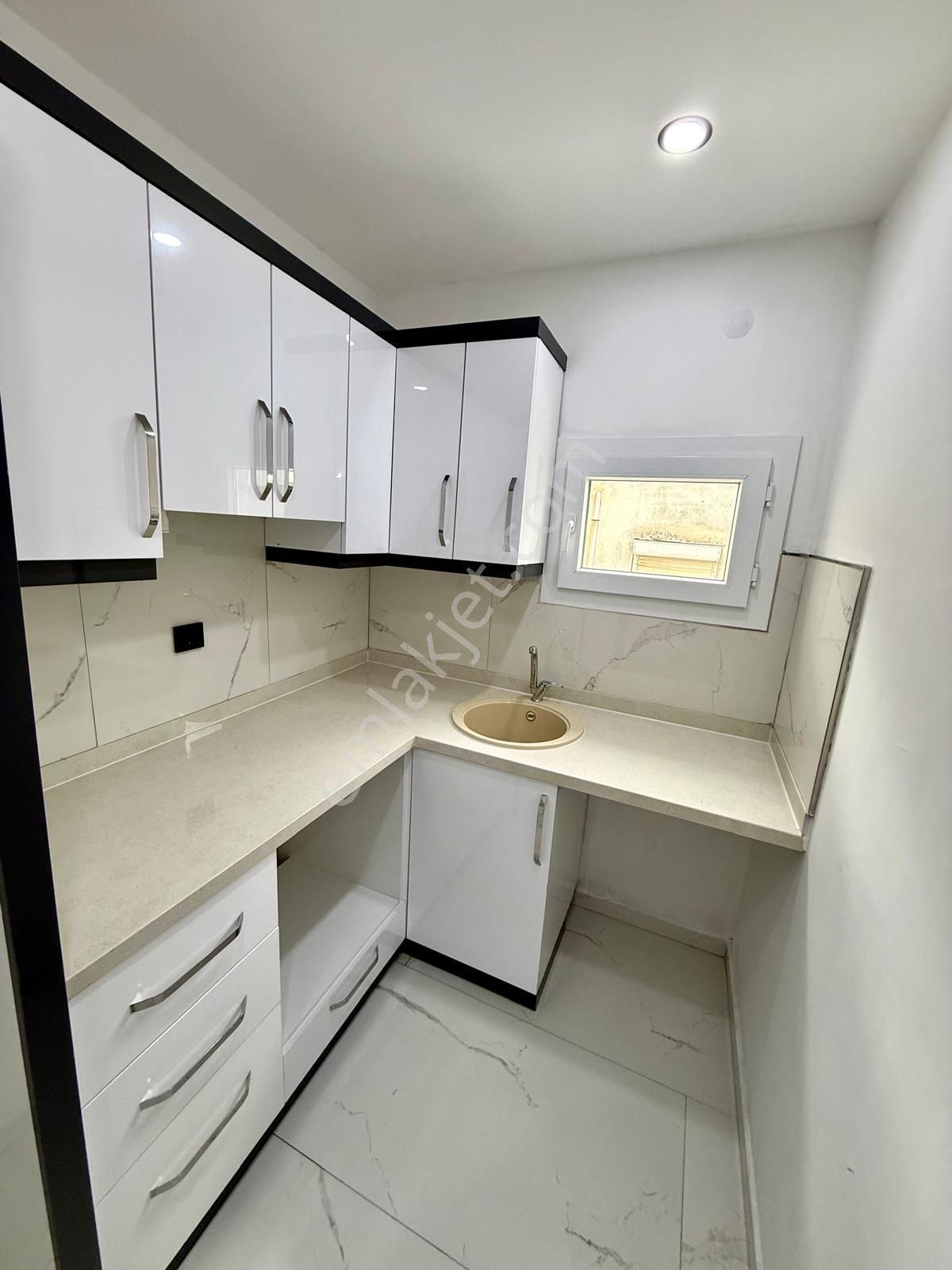 Didim Tam Merkezde 2+1 Daire - Görsel 15