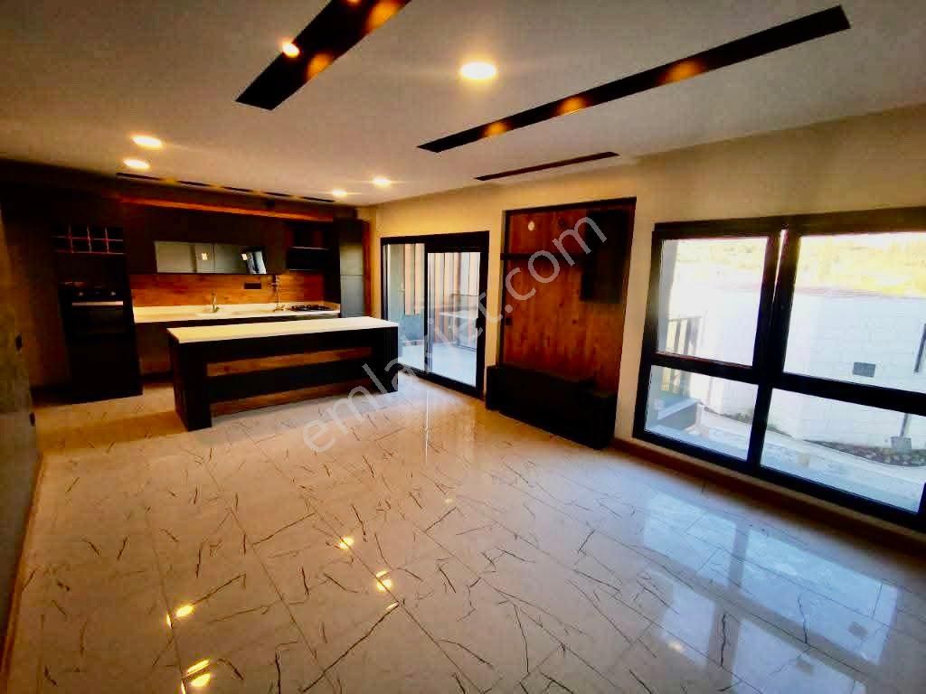 Ege Mahallesinde 3+1 Arakat Doğalgaz Isıtmalı Sıfır Daire - Görsel 8