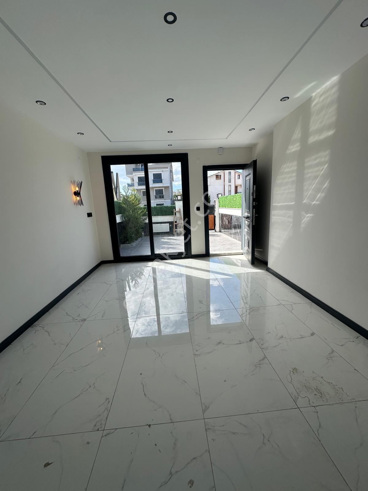 Didim Çamlık Mah. Denize Yürüme Mesafesinde 4+1 Villa - Görsel 6