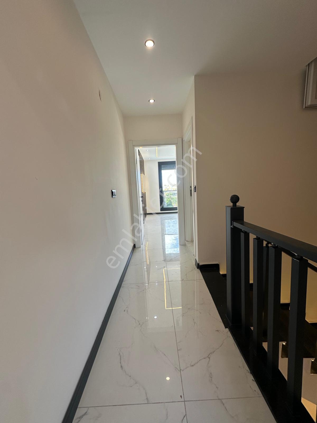 Didim Çamlık Mah. Denize Yürüme Mesafesinde 4+1 Villa - Görsel 17
