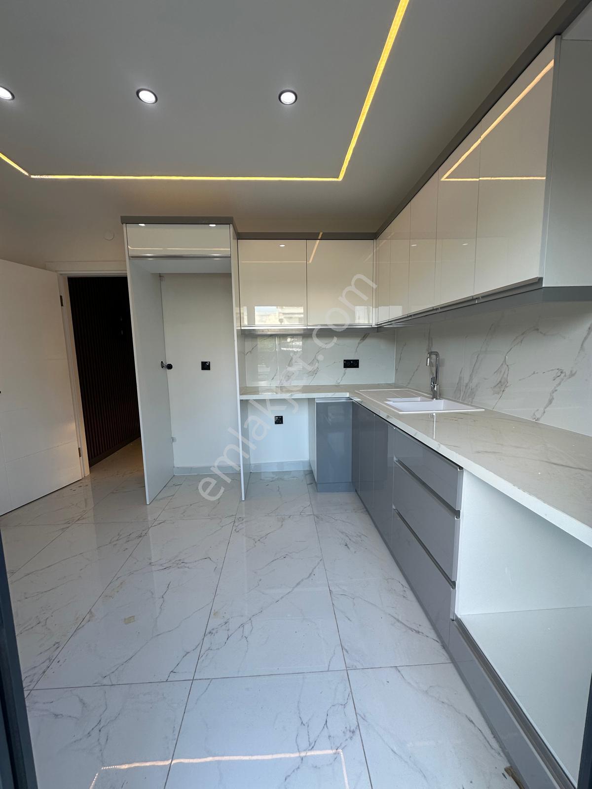 Didim Çamlık Mah. Denize Yürüme Mesafesinde 4+1 Villa - Görsel 11