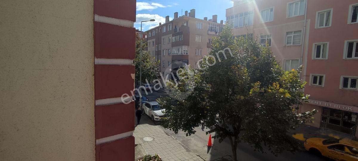 Reşadiye Mahallesinde Caddeye Cepheli 1 1 Satılık Daire P.no:1807 M - Görsel 19