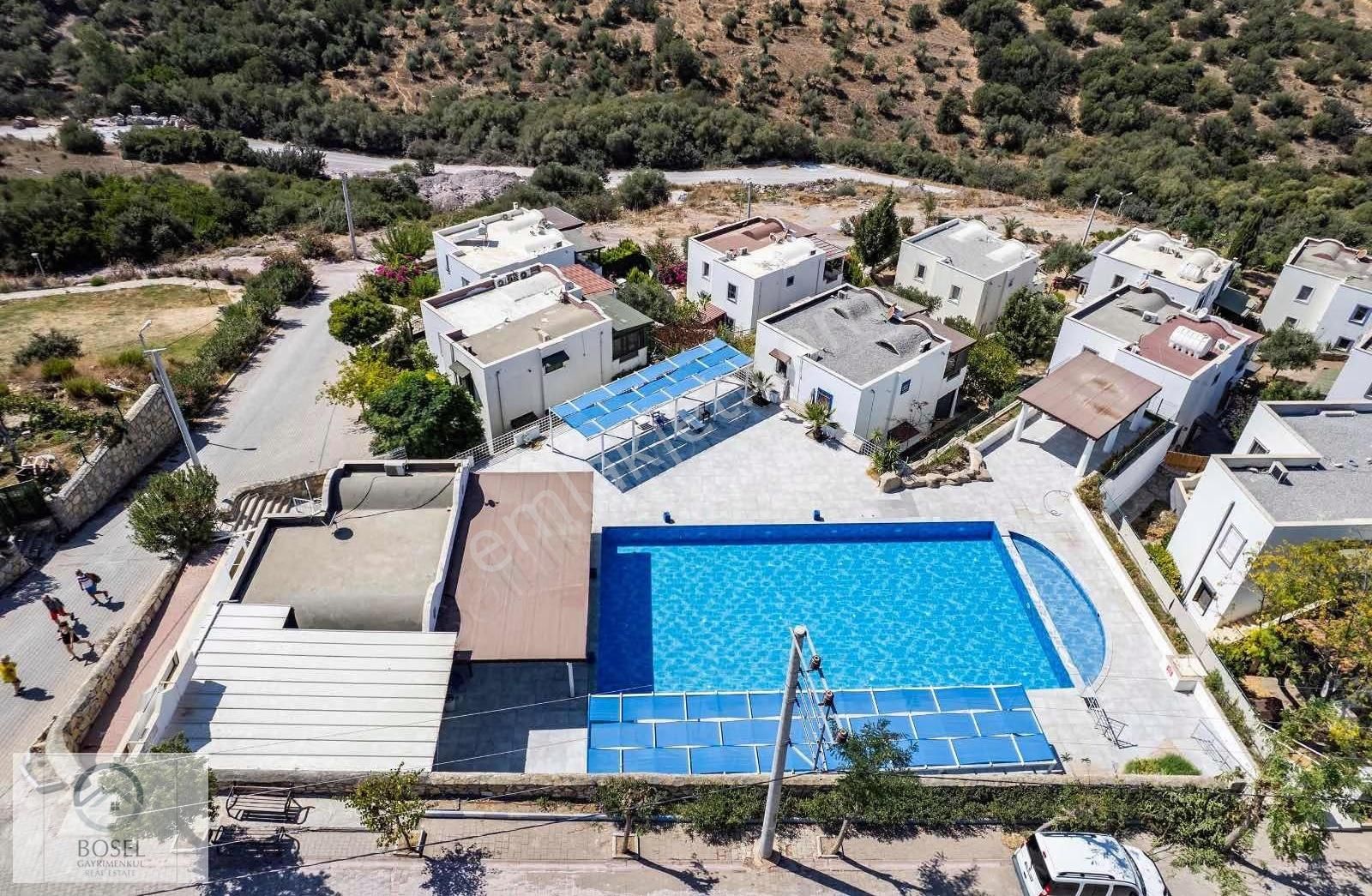Milas Meşelikte 4+1 Site İçinde Ortak Havuzlu Villa - Görsel 5