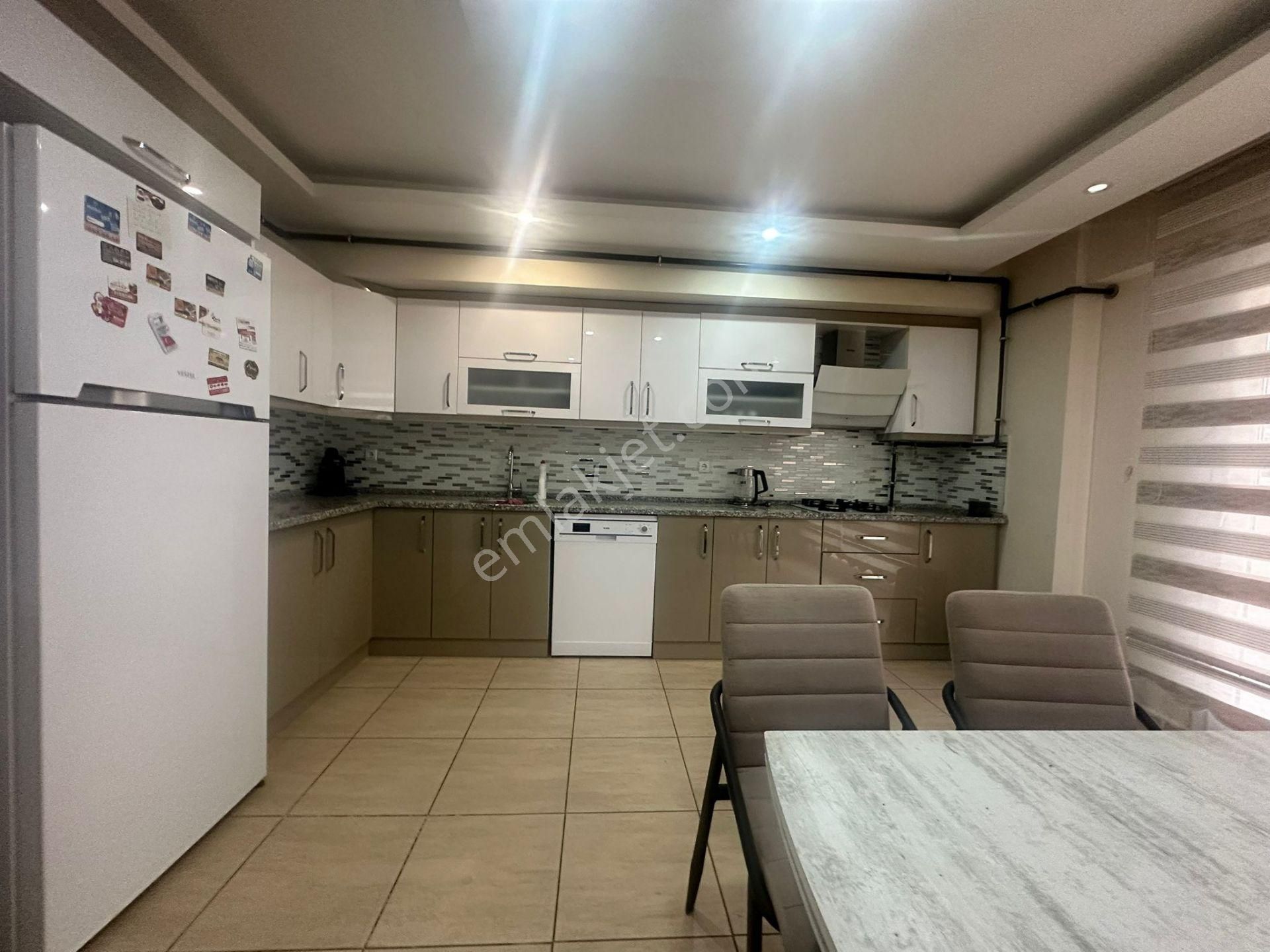 Merkezi Konum Cadde Üzerinde 3+1,165m2 , Dgazlı Satılık Daire - Görsel 3