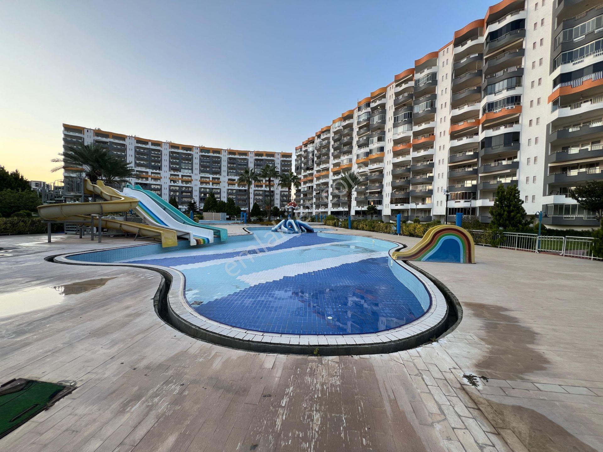 Remax Toros'tan Queenaba 1 Sitesi'nde Full Eşyalı 3+1 - Görsel 30