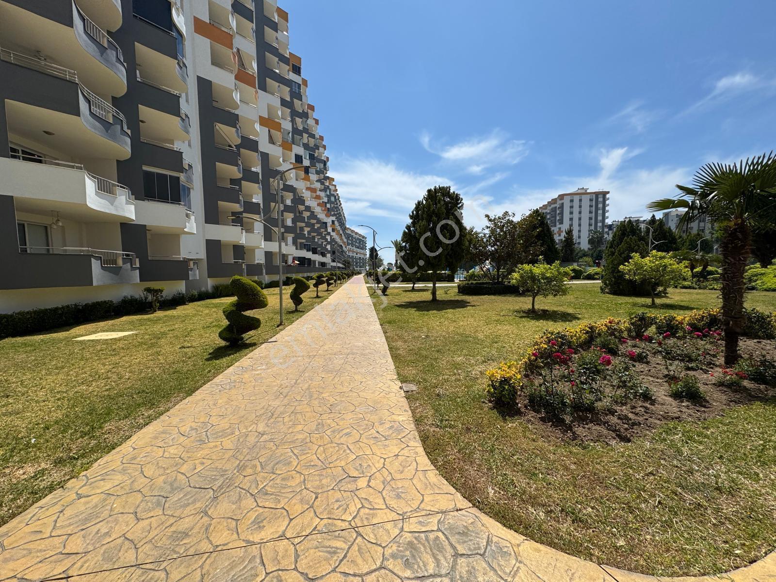 Remax Toros'tan Queenaba 1 Sitesi'nde Full Eşyalı 3+1 - Görsel 24