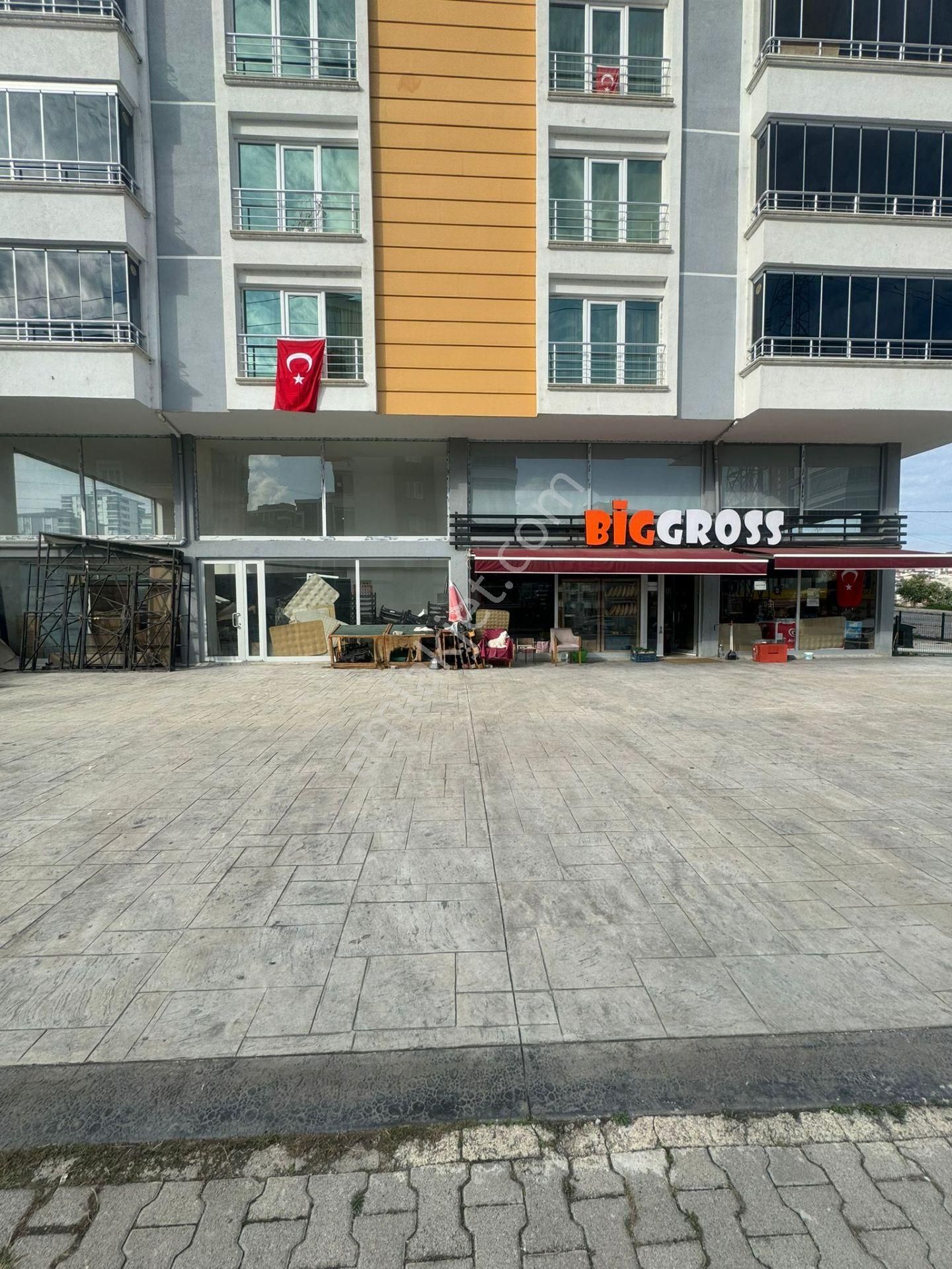 Samsun İlkadım Kışla Mahallesinde 200 M² Satılık Dükkan - Görsel 21