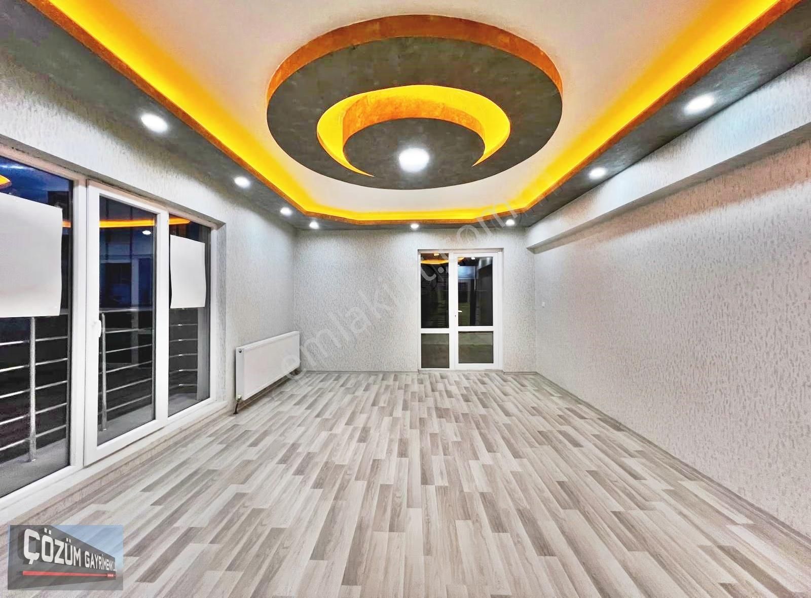 Keçiören Hisar 3+1 Geniş 140 M2 Teras Balkon,çift Banyolu Daire - Görsel 23