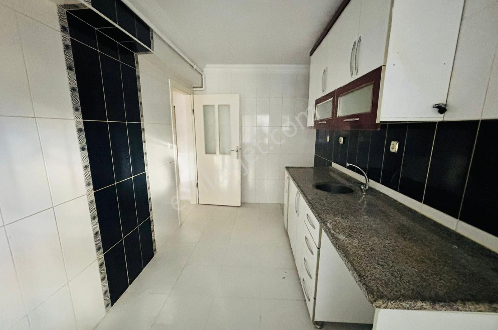 Yenibayındır Mh. Acil Satılık 3+1fırsat Daire - Görsel 9