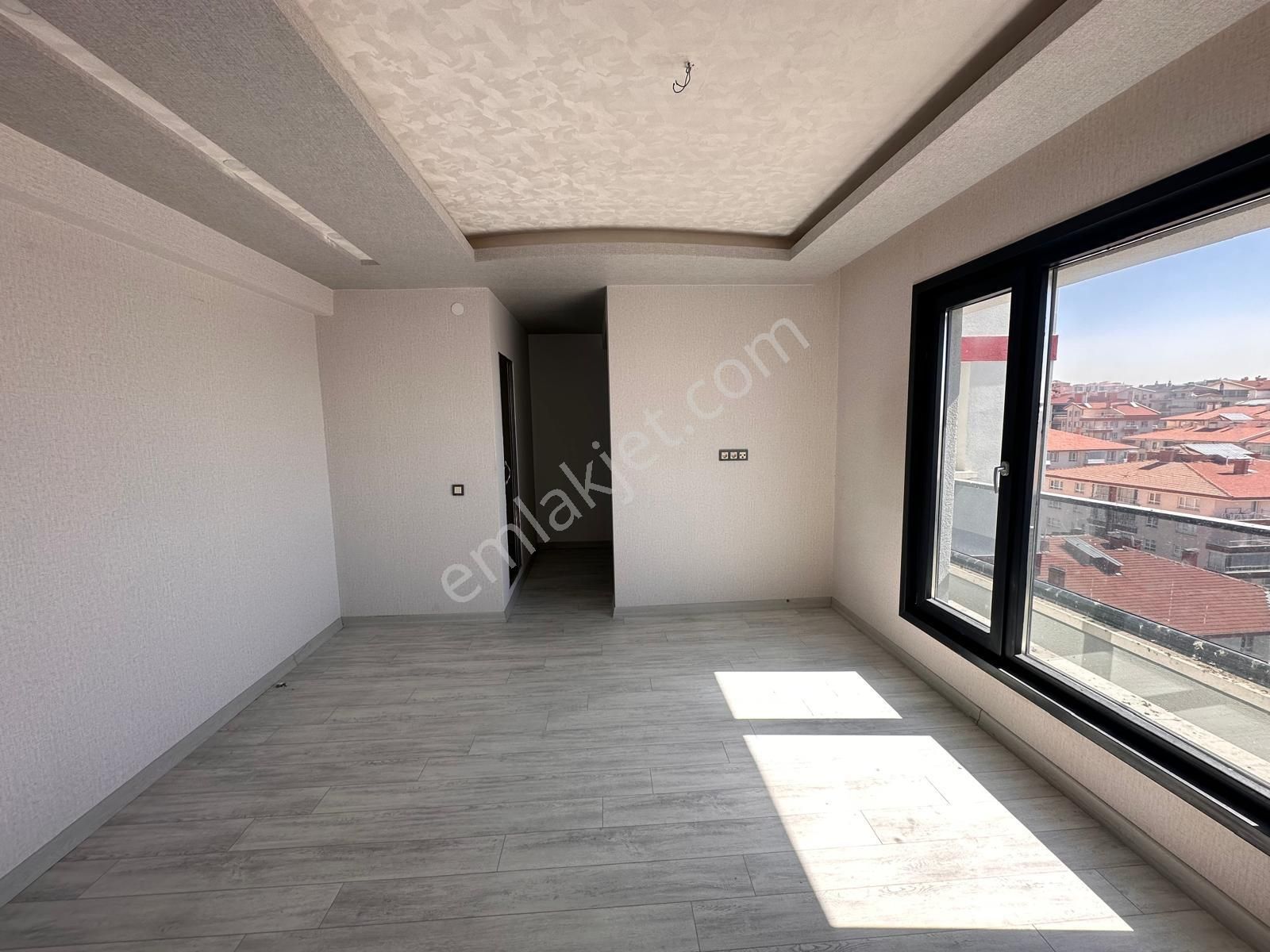 Lider Emlak'tan Ankara Manzaralı 200 M2 3+1 Nezih Site Dairesi - Görsel 17