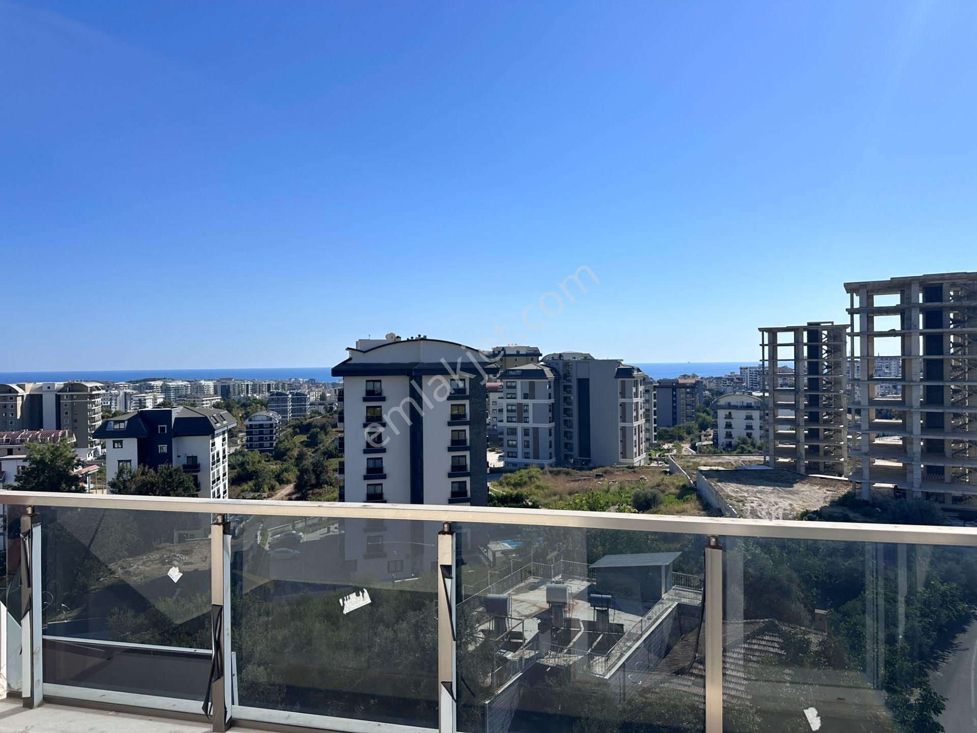 Avsallar'da Tek Blok Aktiviteli Deniz Manzaralı 2+1 130 M2 Dubleks - Görsel 20