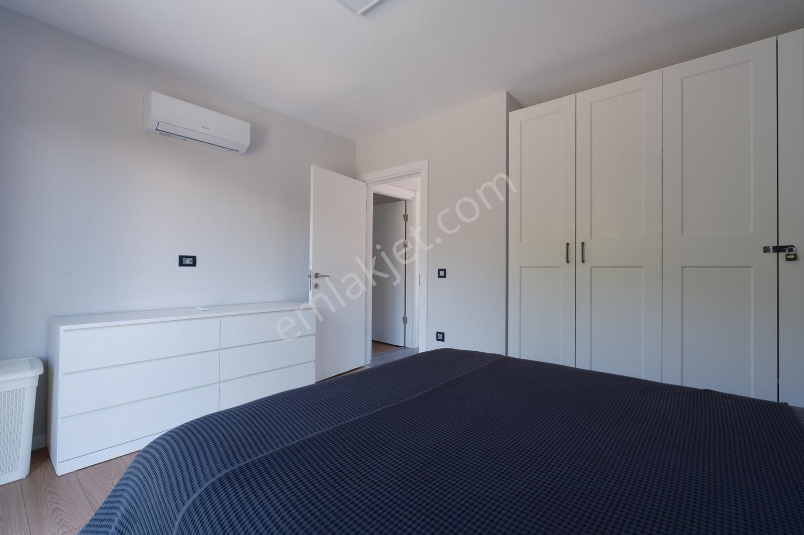 Çamlı Sezonluk Kiralık Eşyalı Havuzlu Villa - Görsel 9