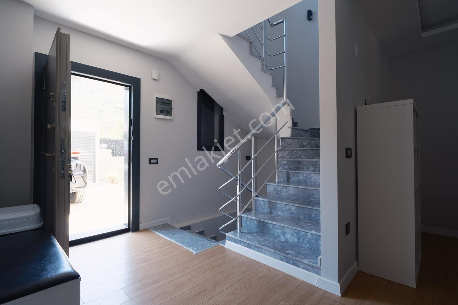 Çamlı Sezonluk Kiralık Eşyalı Havuzlu Villa - Görsel 10