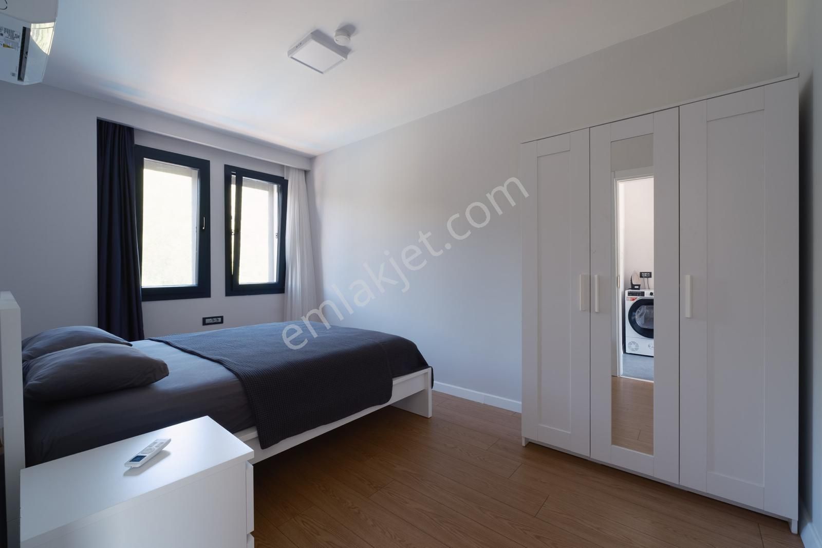 Çamlı Sezonluk Kiralık Eşyalı Havuzlu Villa - Görsel 19
