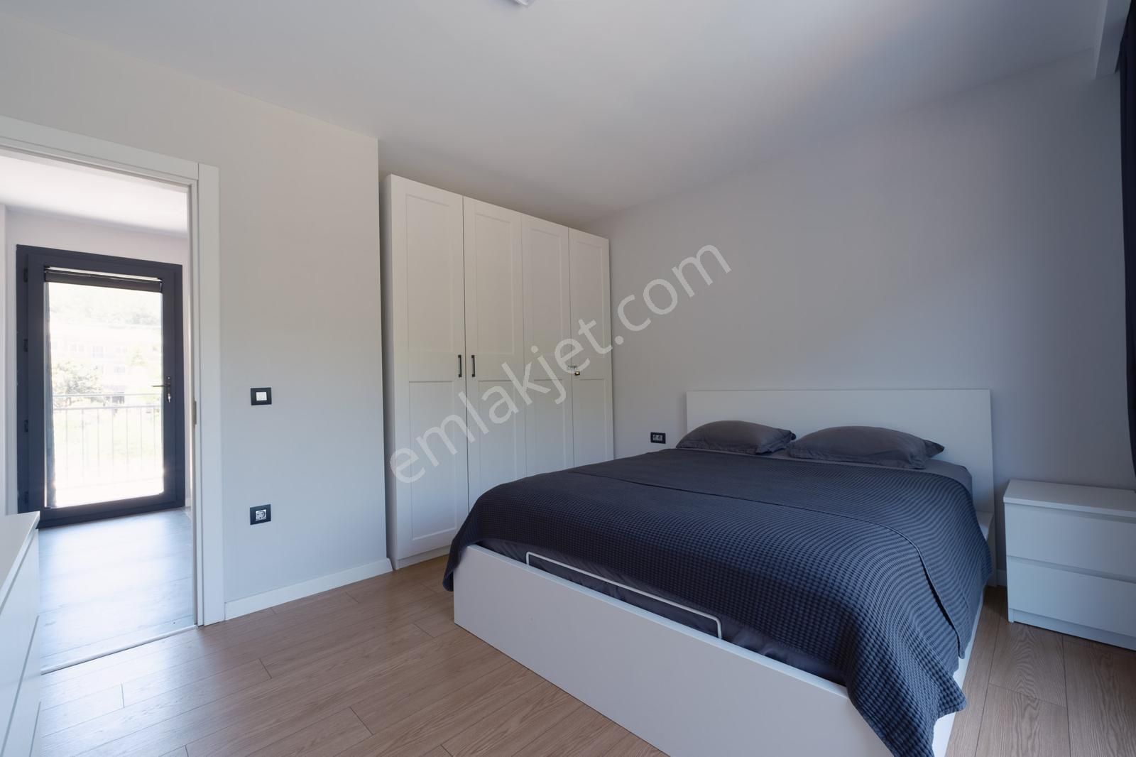 Çamlı Sezonluk Kiralık Eşyalı Havuzlu Villa - Görsel 7