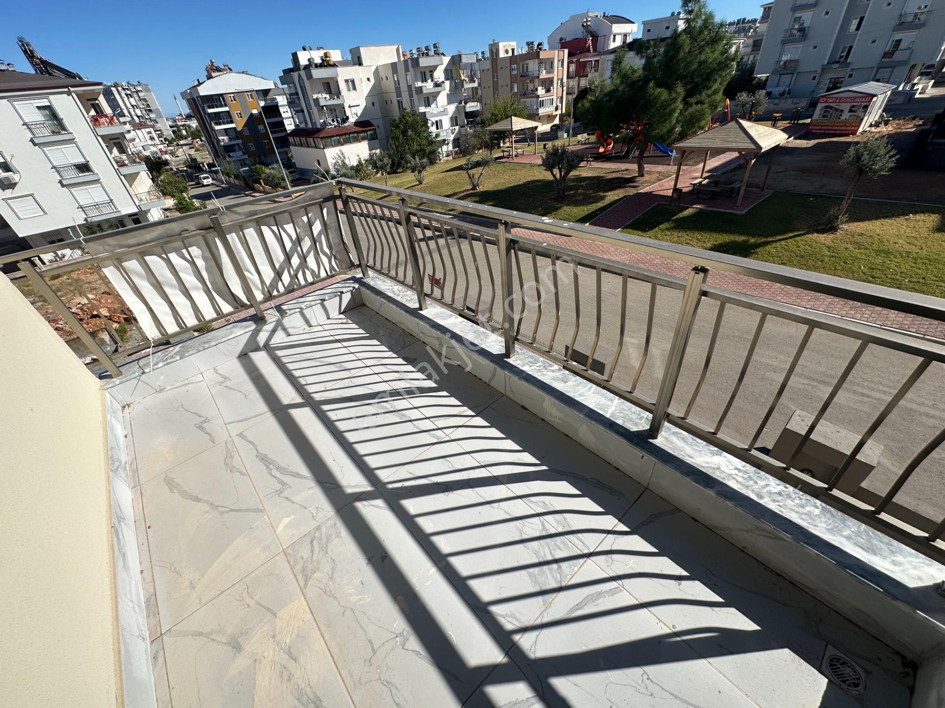 Aktoprakta Site İçerisinde Sıfır Asansörlü 2+1 - Görsel 23