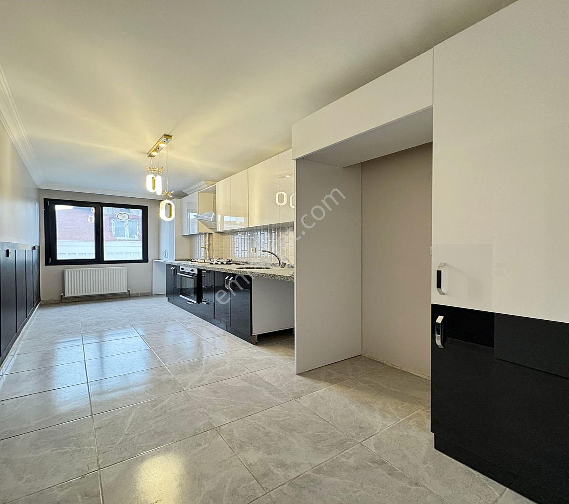 Beylikdüzünde Krediye Uygun Yeni Bina Balkonlu 2+1 Satılık Daire - Görsel 12