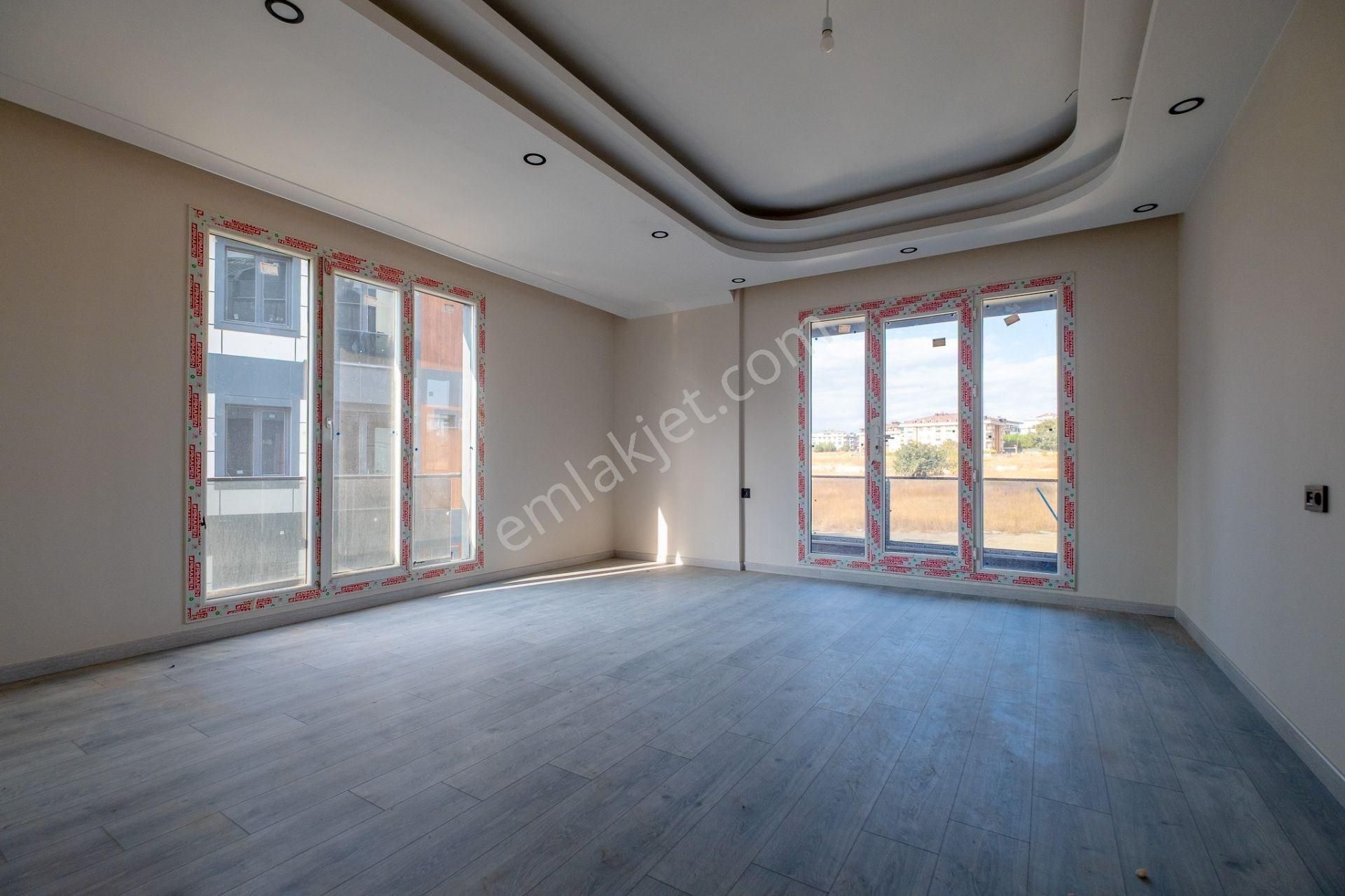 Beylikdüzü Butik Sitede 3+1 Ara Kat Satılık Daire