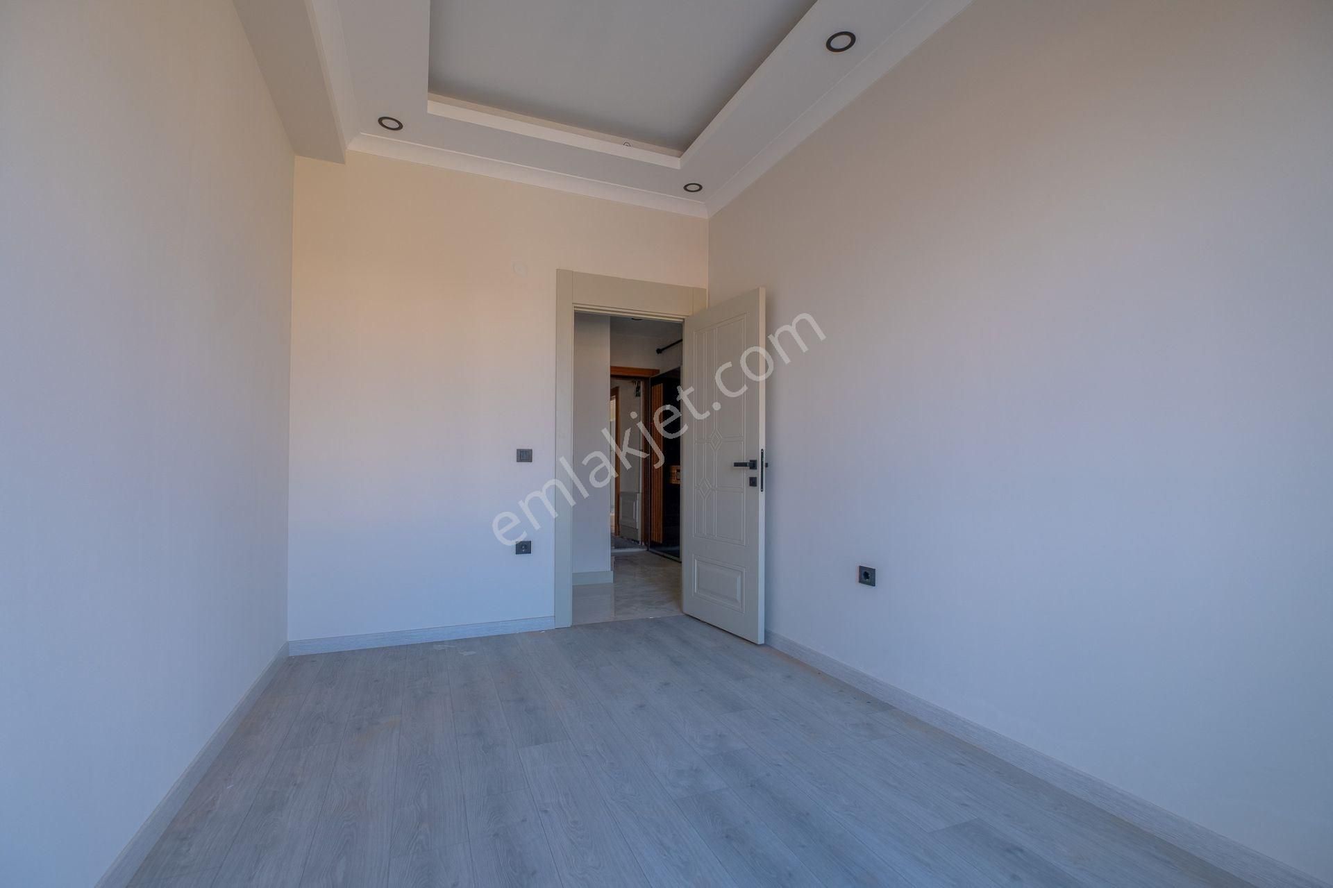 Beylikdüzü Butik Sitede 3+1 Ara Kat Satılık Daire - Görsel 4