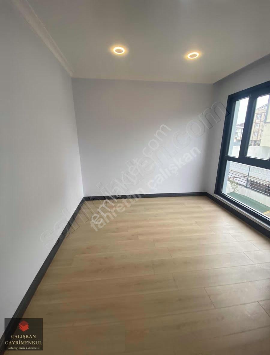 Arnavutköy Merkezde Butik Sitede İçinde Satılık 2+1 Ara Kat - Görsel 30