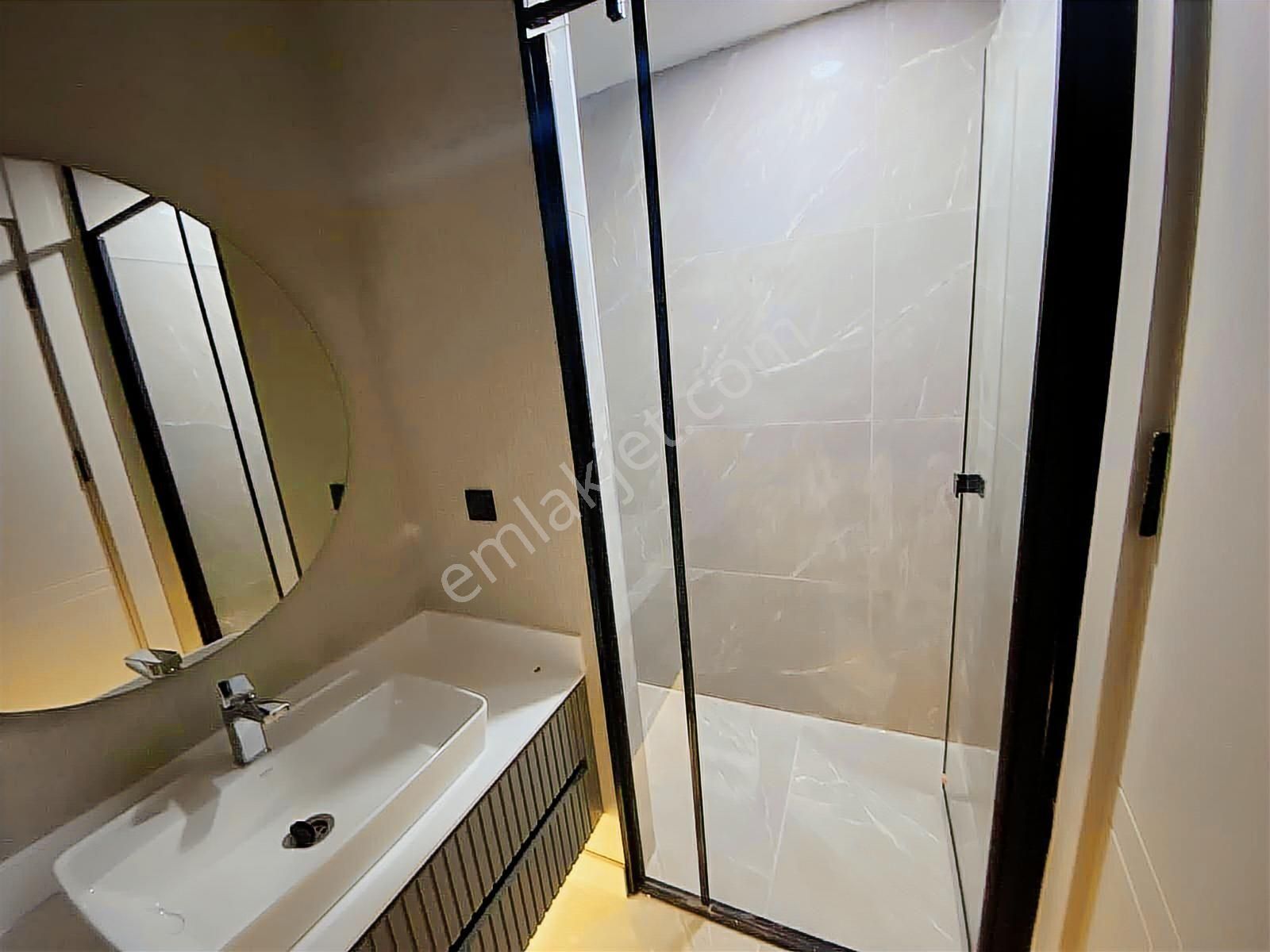 Gamador Bravo'da Acílll Bulvar Cephe Satılık Fırsat Dairesi - Görsel 21