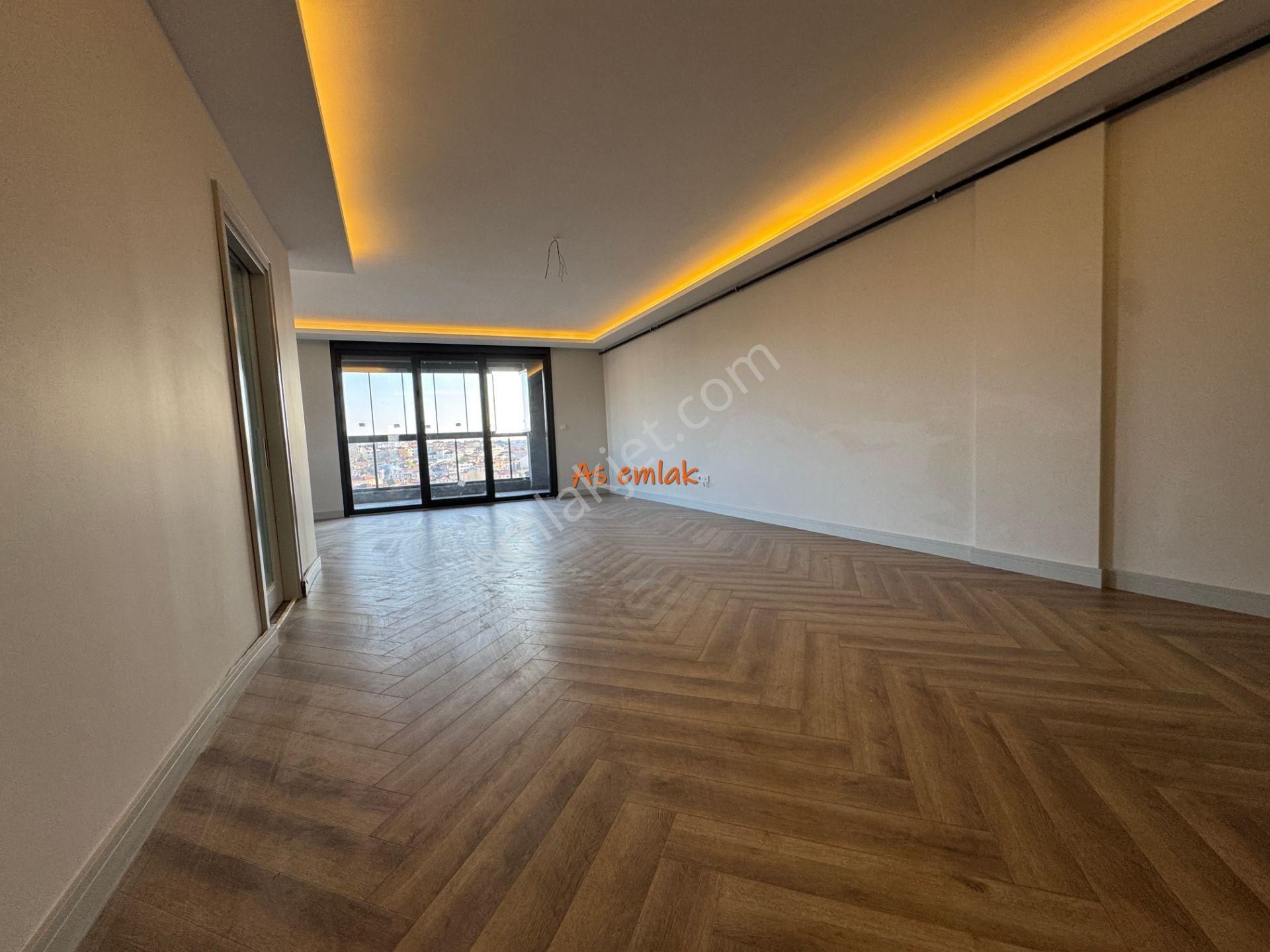 As Emlaktan 4+2 Sultantepe Deniz Manzaral 310m2 Otoparklı Dublex - Görsel 16