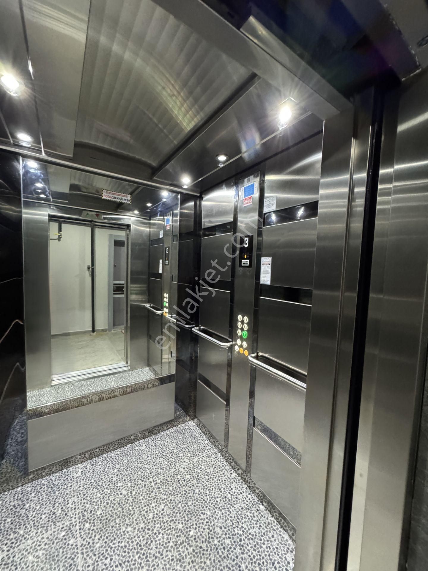 Yenigünde Mevlana Caddesi Yakını Lüks 1+1 Arakat Daire - Görsel 20