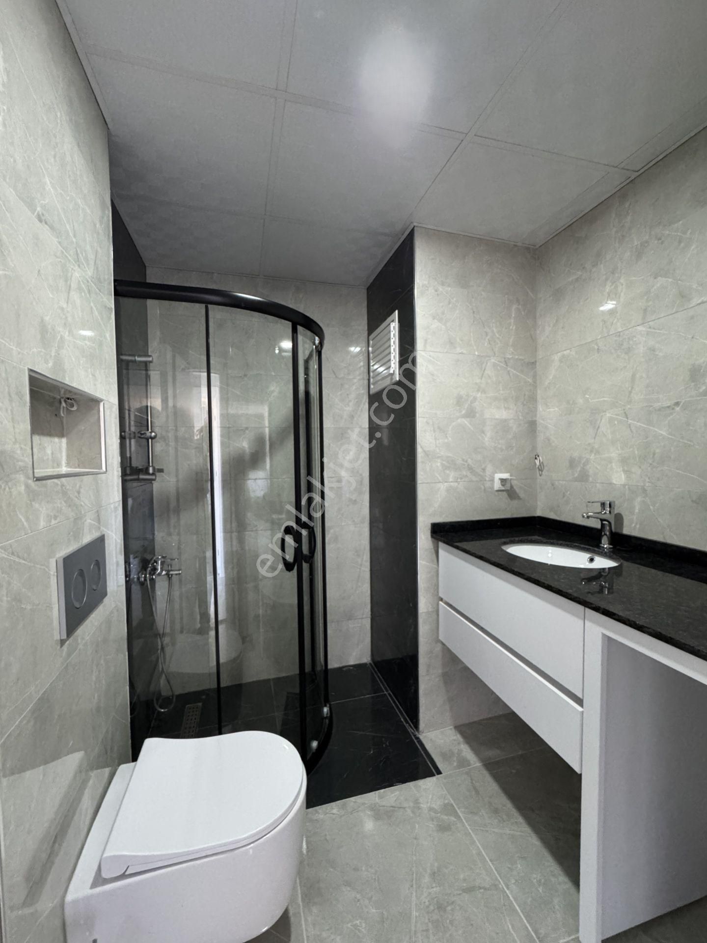 Yenigünde Mevlana Caddesi Yakını Lüks 1+1 Arakat Daire - Görsel 15