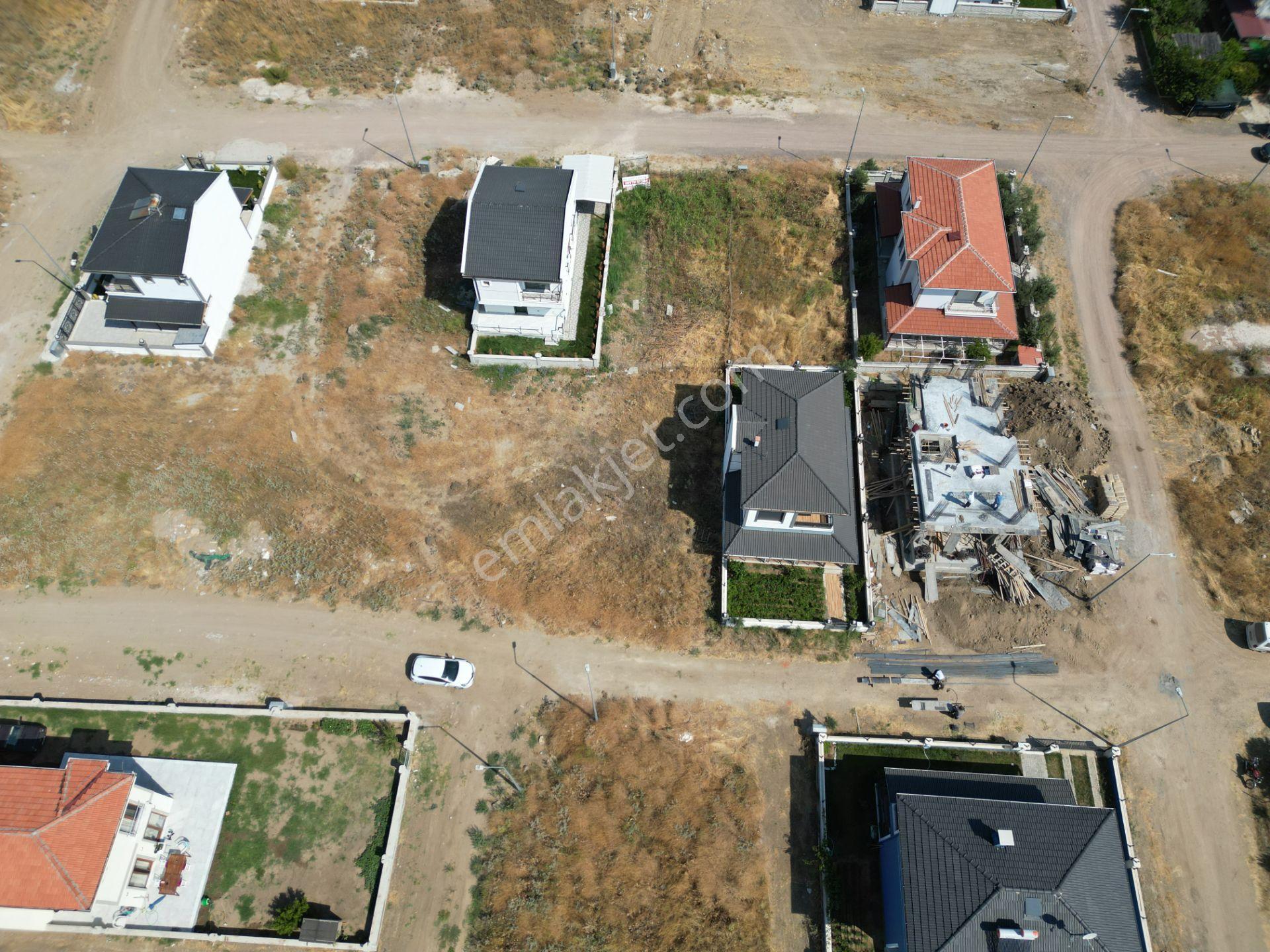 Ayvalık Altınova' Da Satılık Villa İmarlı Arsa - Görsel 4