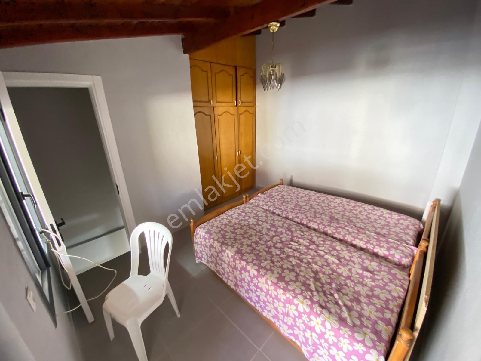 Denize 10 Adım Deniz Tarafında 3+1 Yazlık - Görsel 12