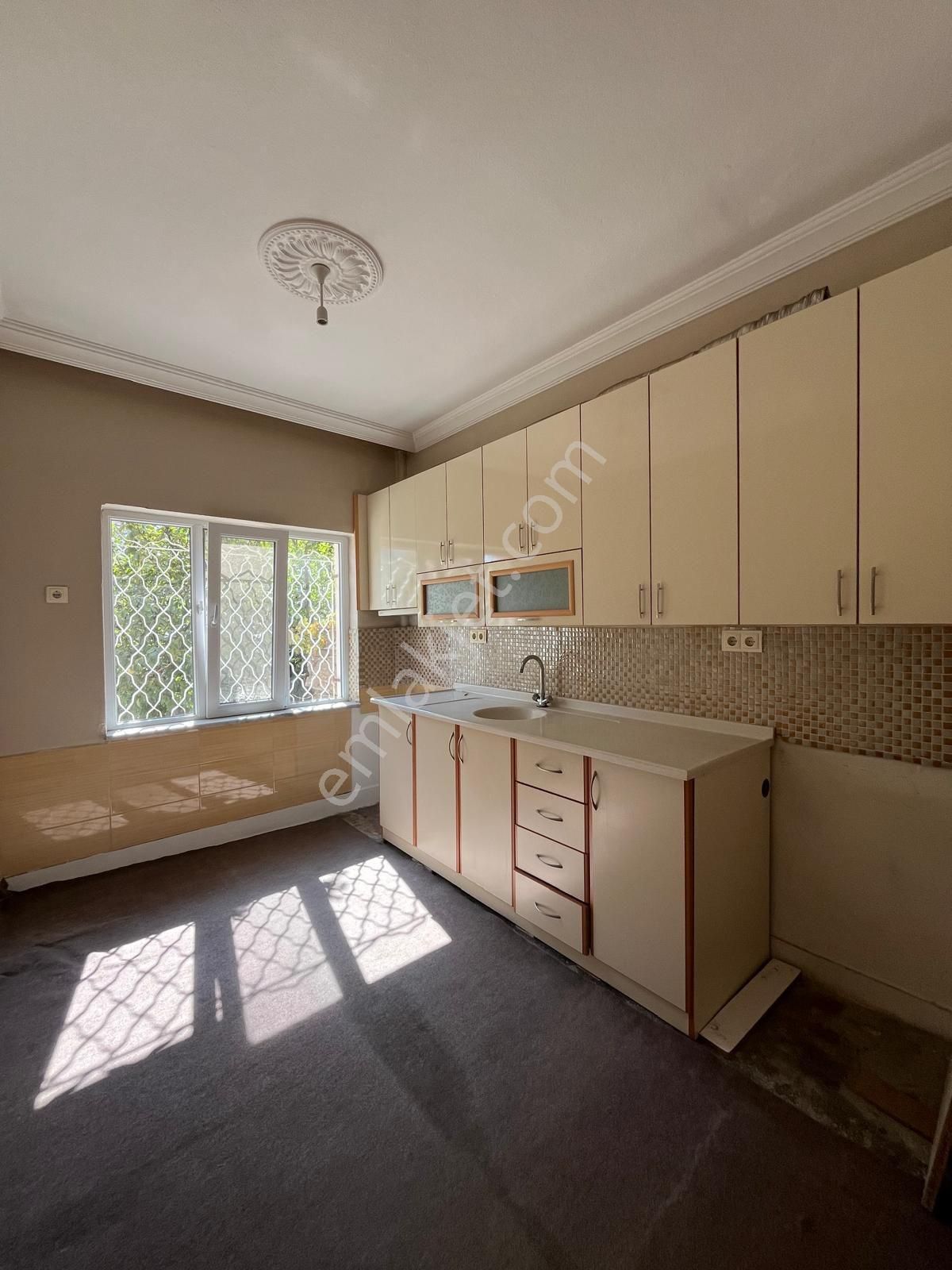 Uca'dan Seyran Mahallesin De Bahçeli Satılık Daire! - Görsel 5