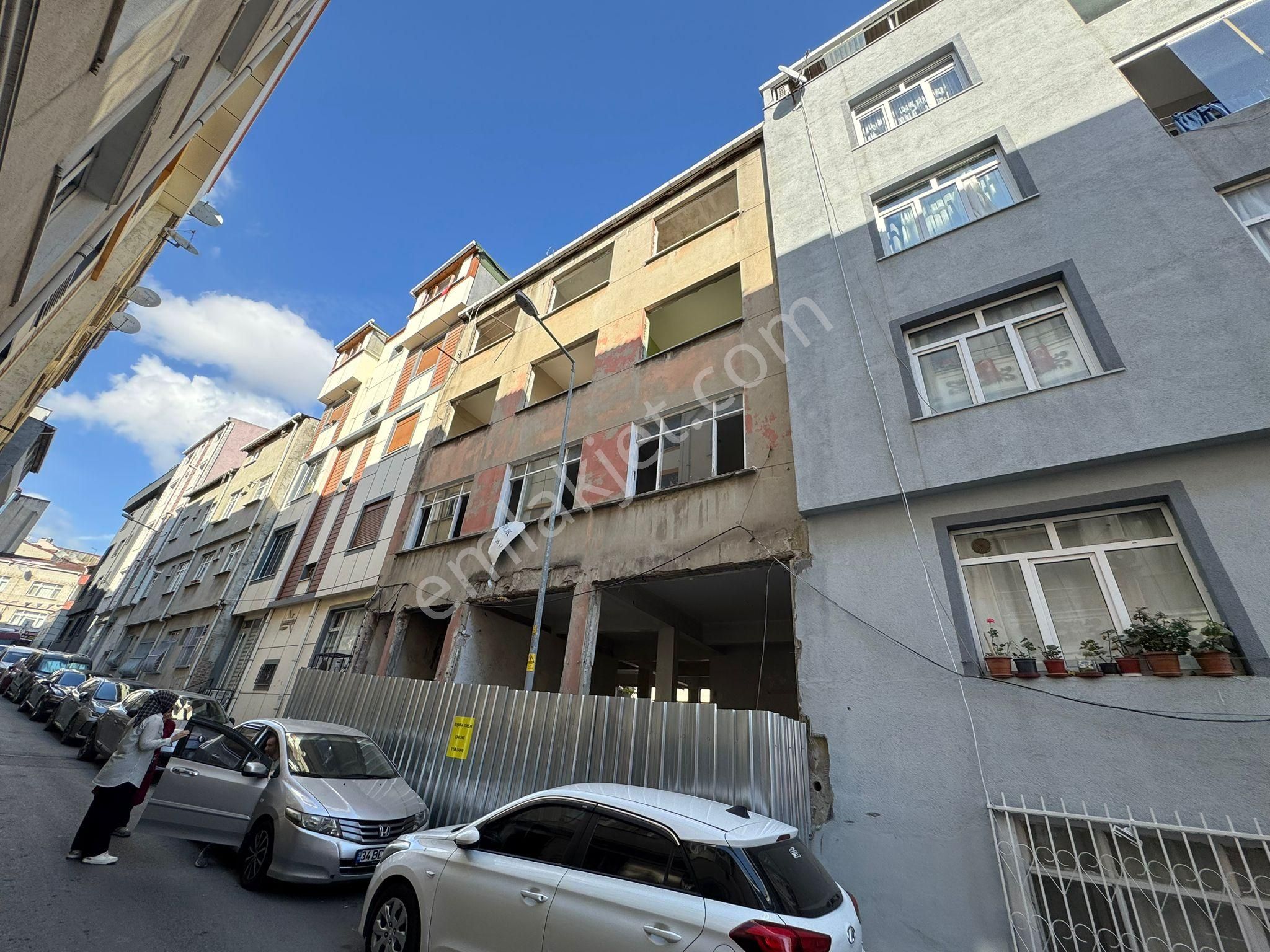 Mollateam Bayrampaşa Altıntepsi Mahallesinde Satılık Bina - Görsel 11