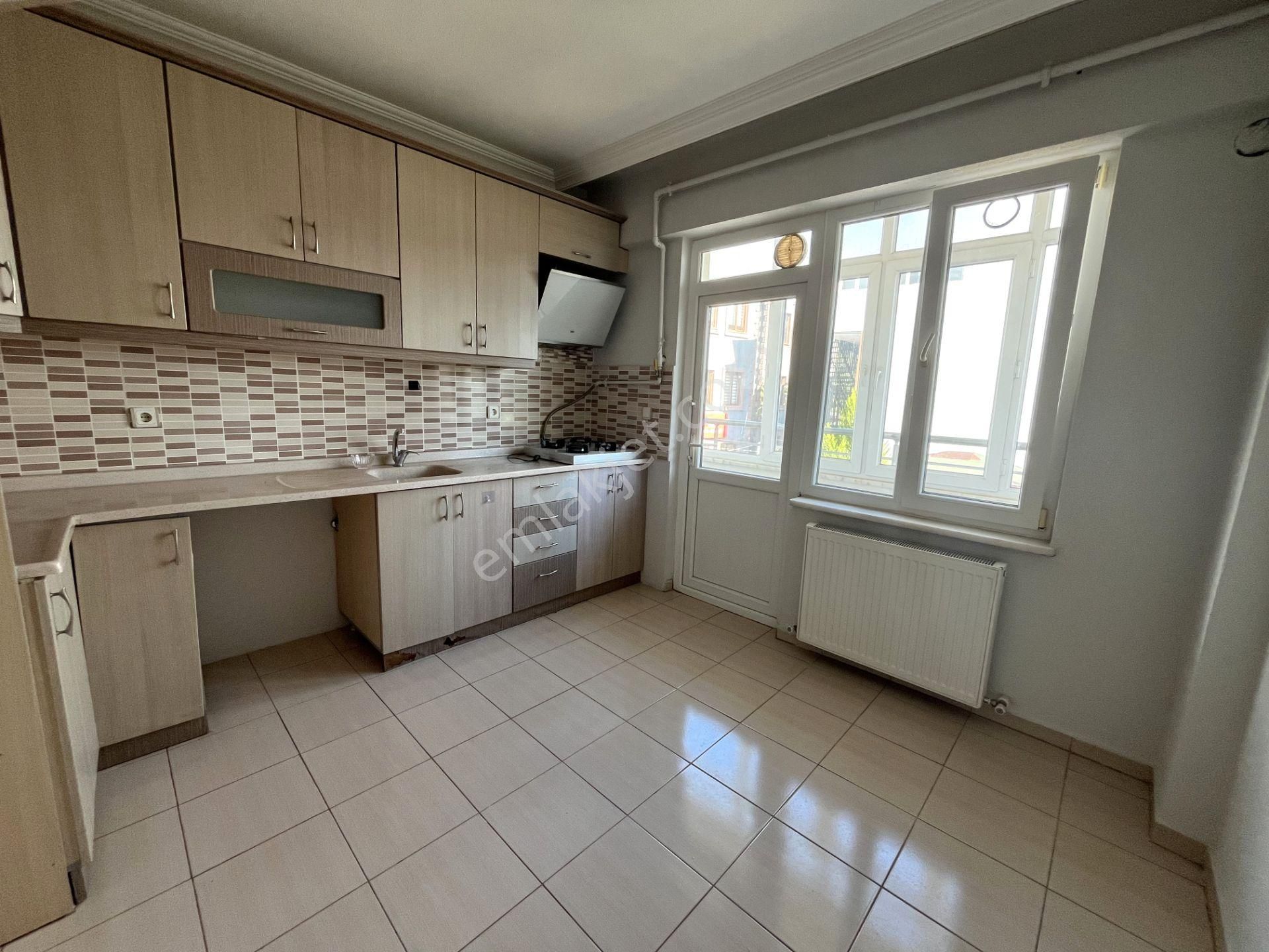 Toygar Mah. Ş.y. Şenler Kız Anadolu İmam Hatip Lisesi Yakını 3+1 Kiralık Daire - Görsel 16