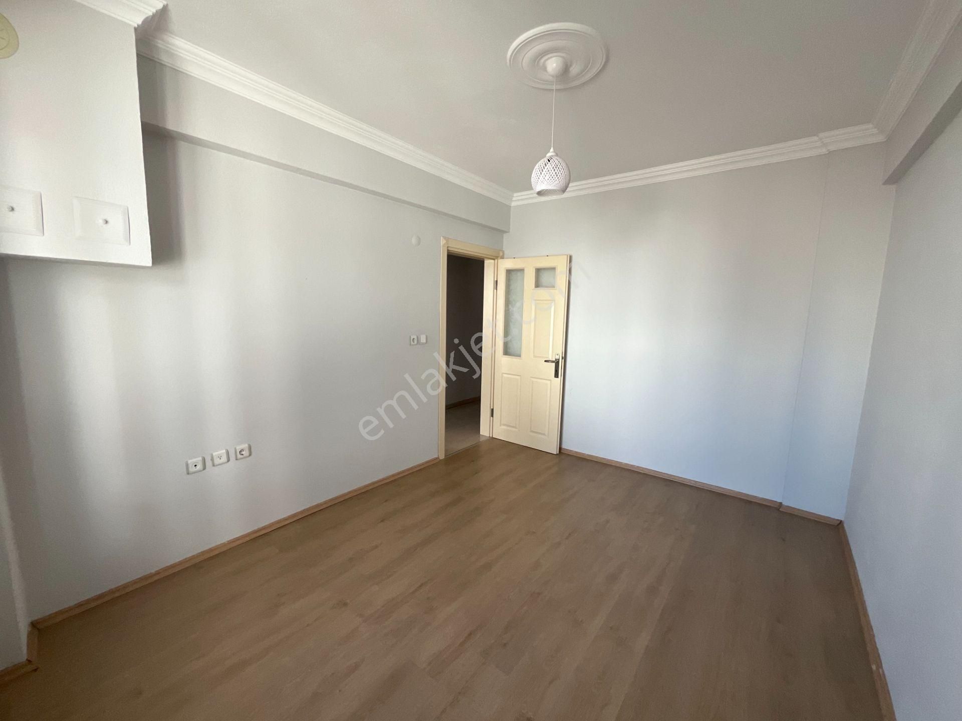 Toygar Mah. Ş.y. Şenler Kız Anadolu İmam Hatip Lisesi Yakını 3+1 Kiralık Daire - Görsel 24