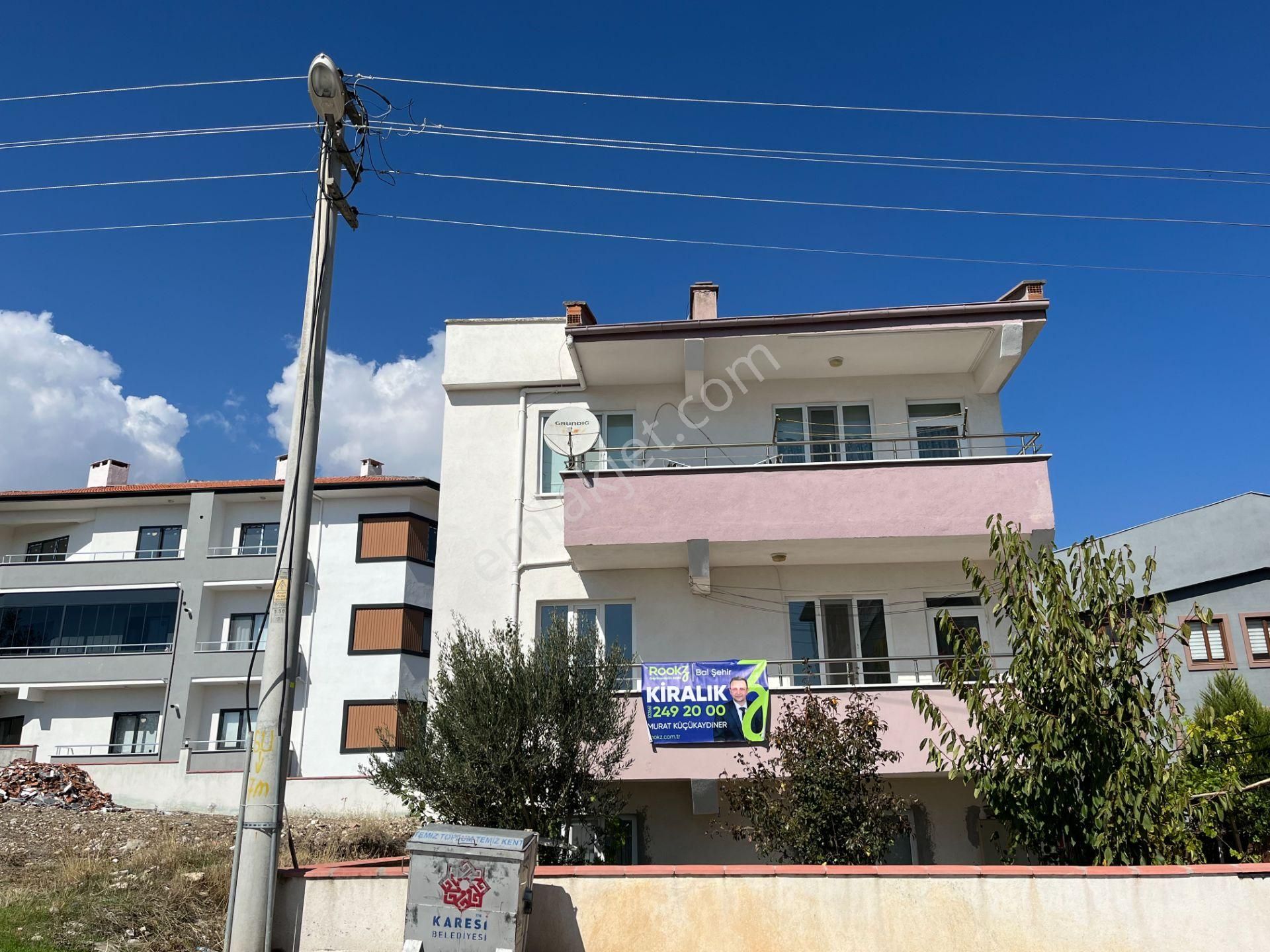 Toygar Mah. Ş.y. Şenler Kız Anadolu İmam Hatip Lisesi Yakını 3+1 Kiralık Daire