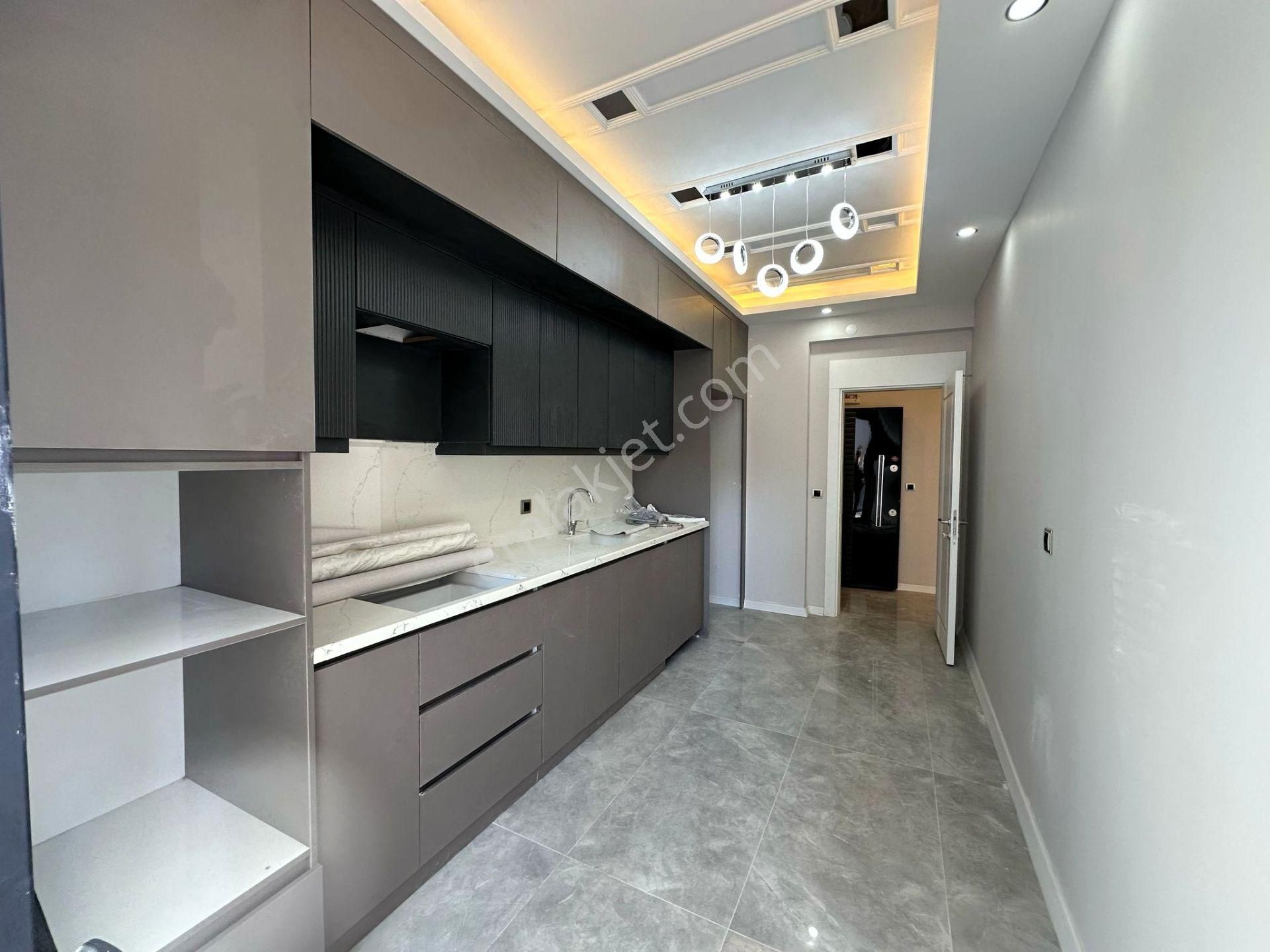 Barak Emlak'tan Sosyal Bilimler Civarı Satılık 2+1 Daireler - Görsel 12