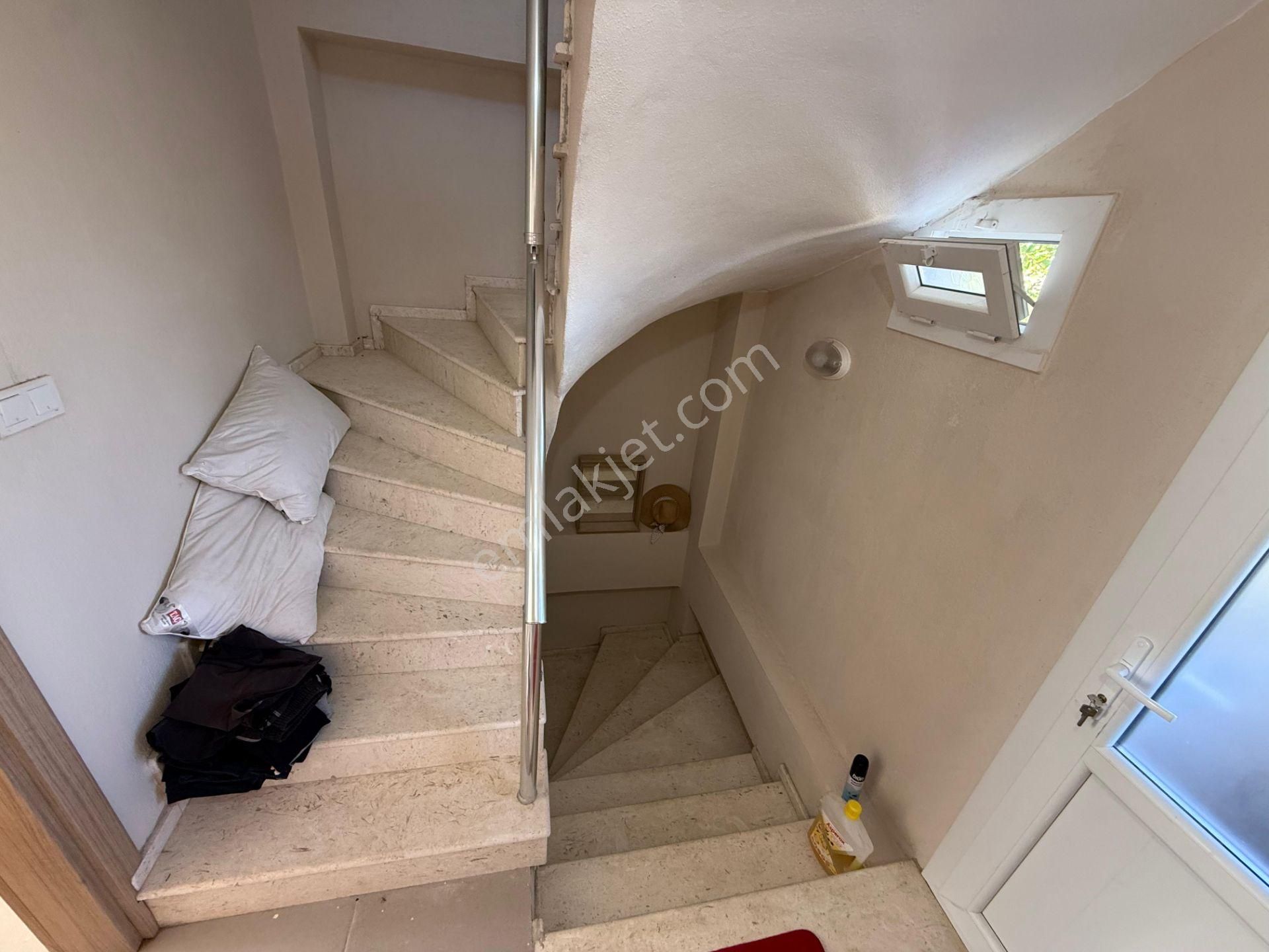 İzmir Dikili Salihleraltında Satılık 2+1 Müstakil Villa Yazlık - Görsel 12