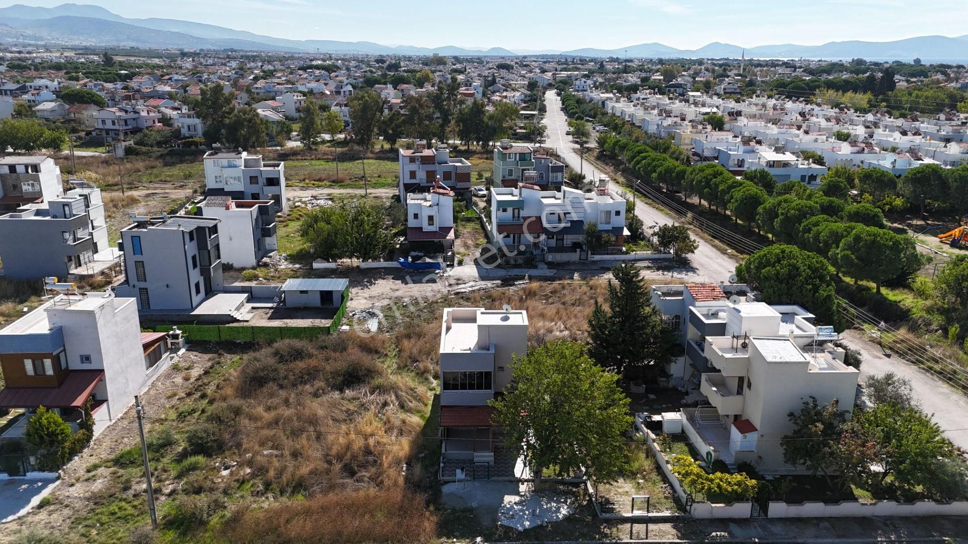 İzmir Dikili Salihleraltında Satılık 2+1 Müstakil Villa Yazlık