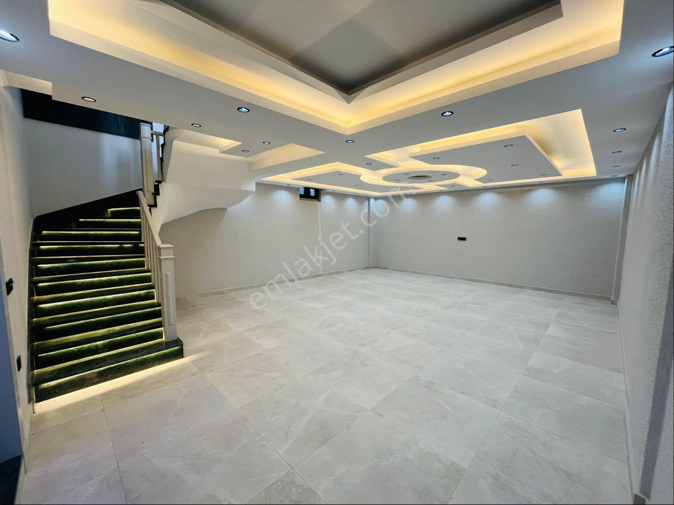 Altınoluk Eşsiz Deniz Ve Dağ Manzaralu Donanınlı Ultra Lüx 5+2 Müstakil Villa - Görsel 15