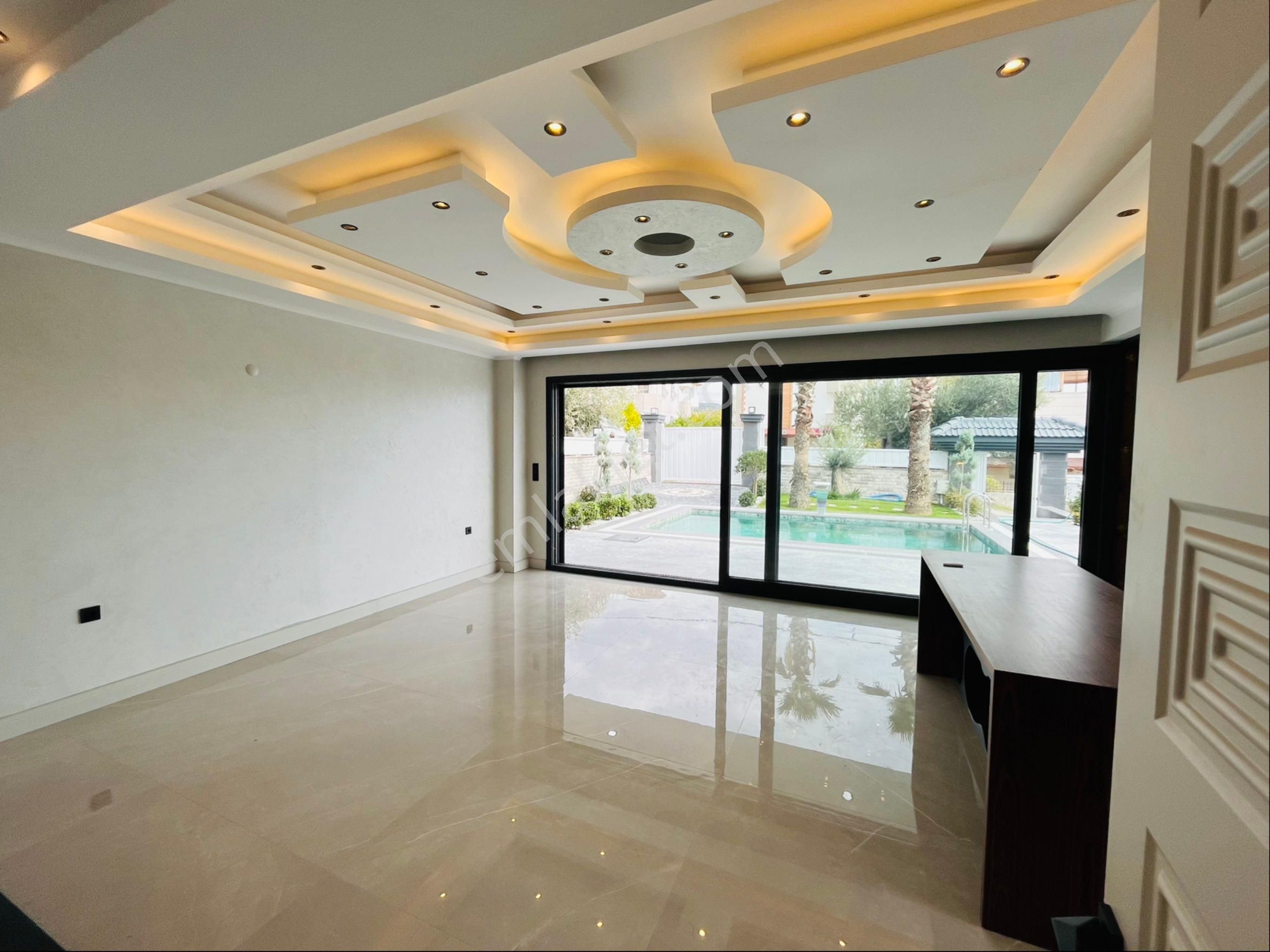 Altınoluk Eşsiz Deniz Ve Dağ Manzaralu Donanınlı Ultra Lüx 5+2 Müstakil Villa - Görsel 5