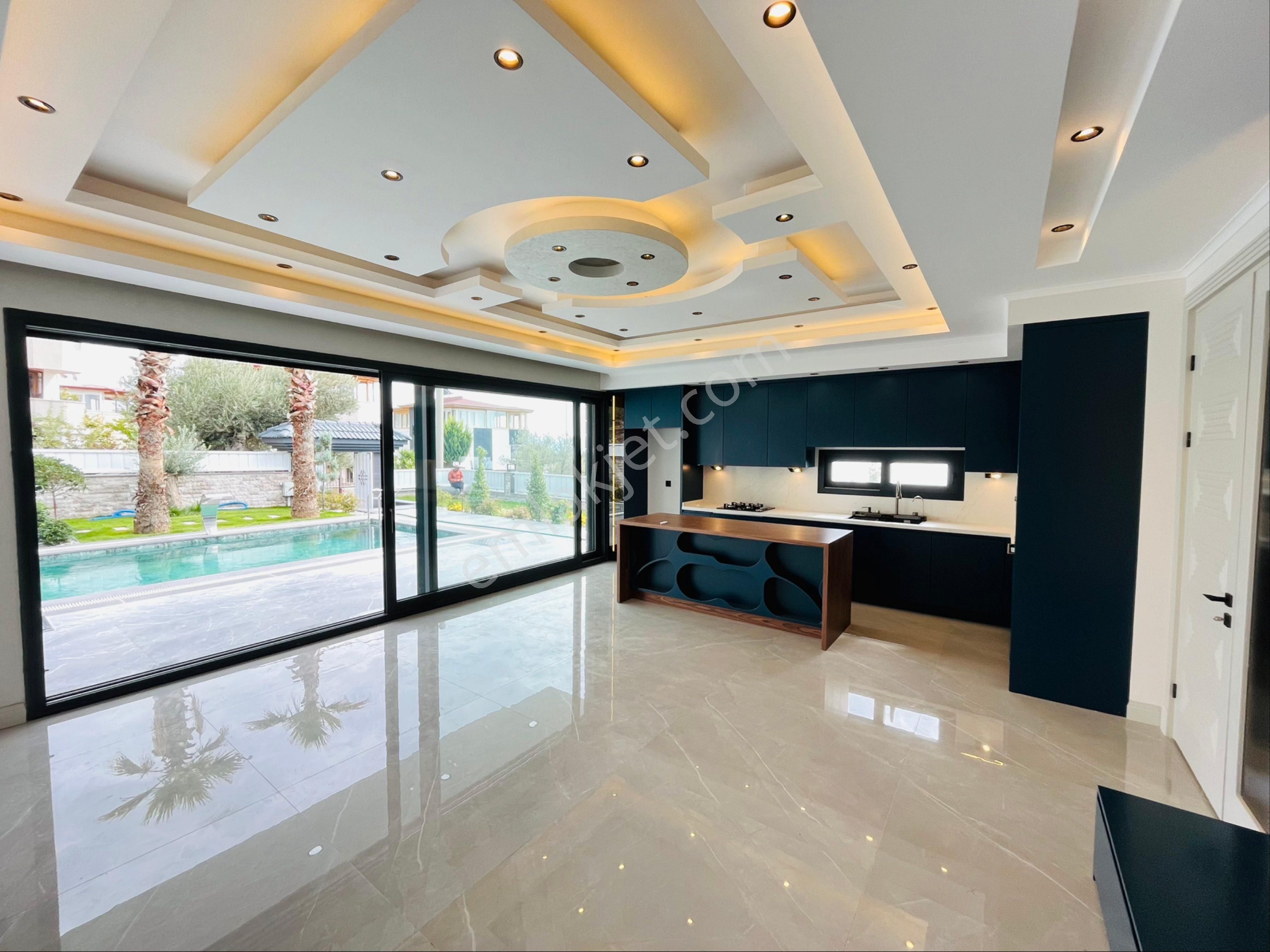 Altınoluk Eşsiz Deniz Ve Dağ Manzaralu Donanınlı Ultra Lüx 5+2 Müstakil Villa - Görsel 6