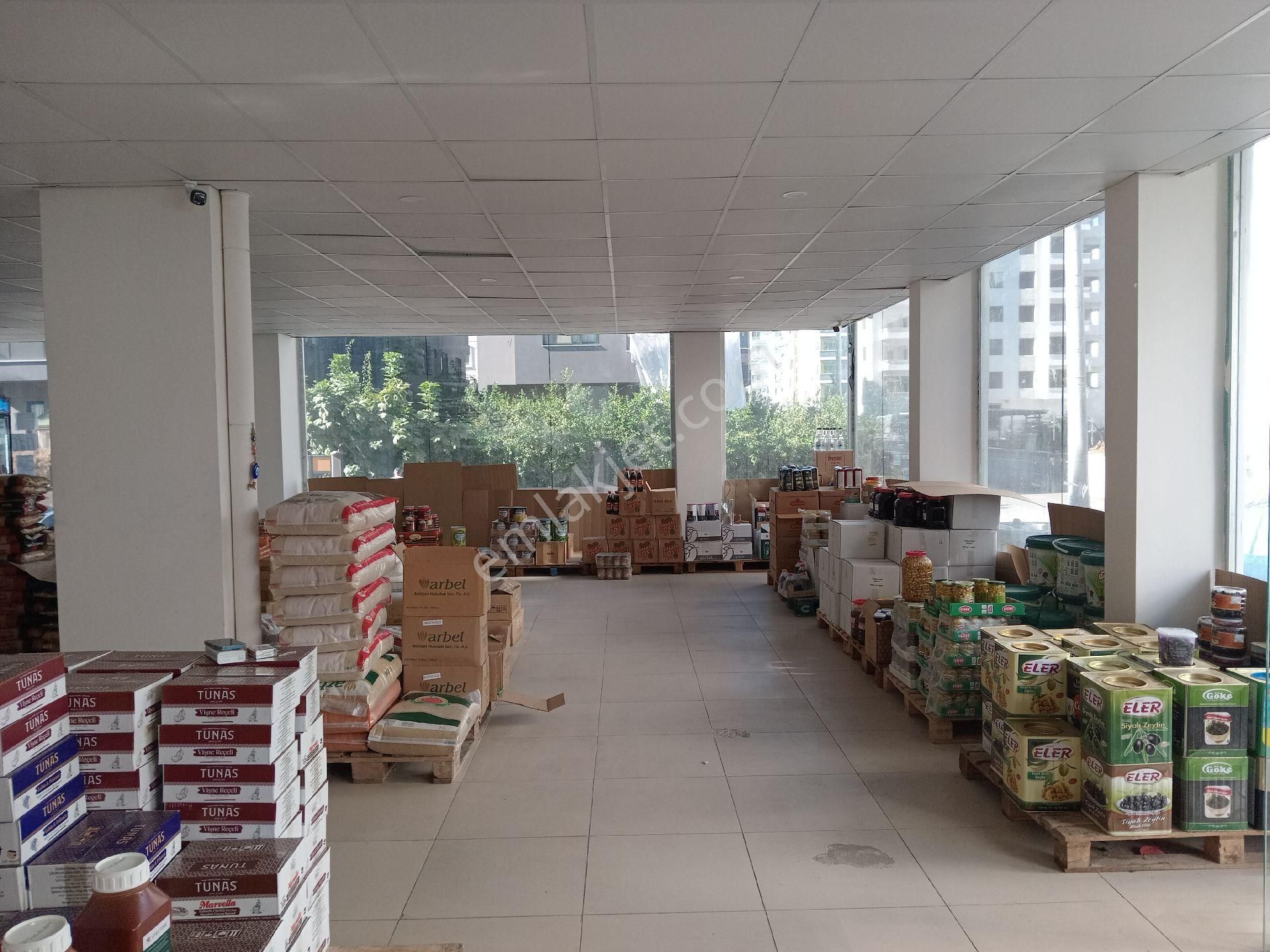 Mersin Erdemli Aşağı Alata'da Satılık 400 M.kare Dükkan-iş Yeri