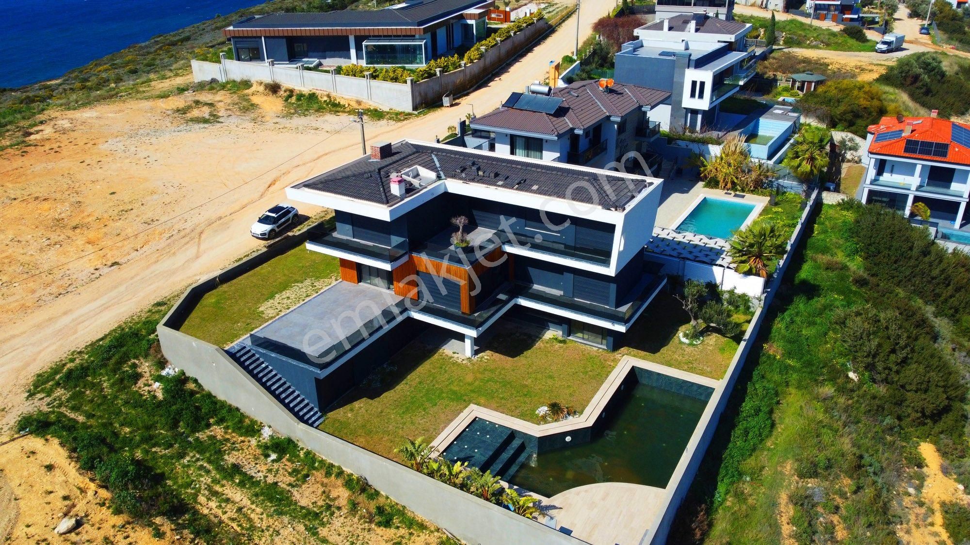 Mertegeden Çeşmede Satılık Lüks Billa - Görsel 7