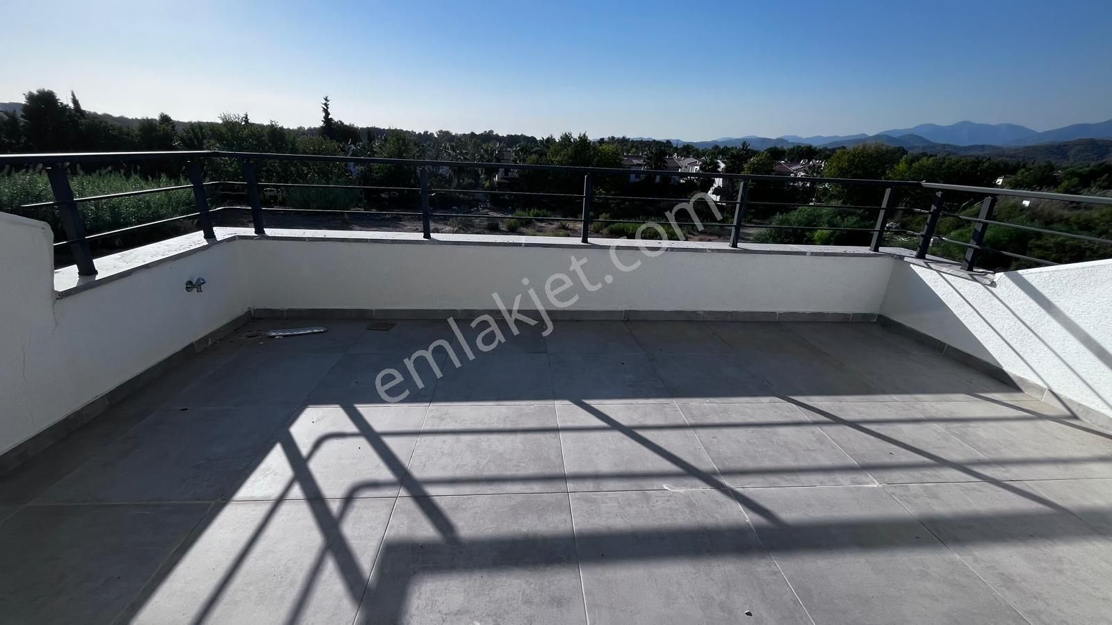 Stop'tan Plaja 300 Metre Lüks Sıfır 4 + 1 Müstakil Havuzlu Villa - Görsel 29