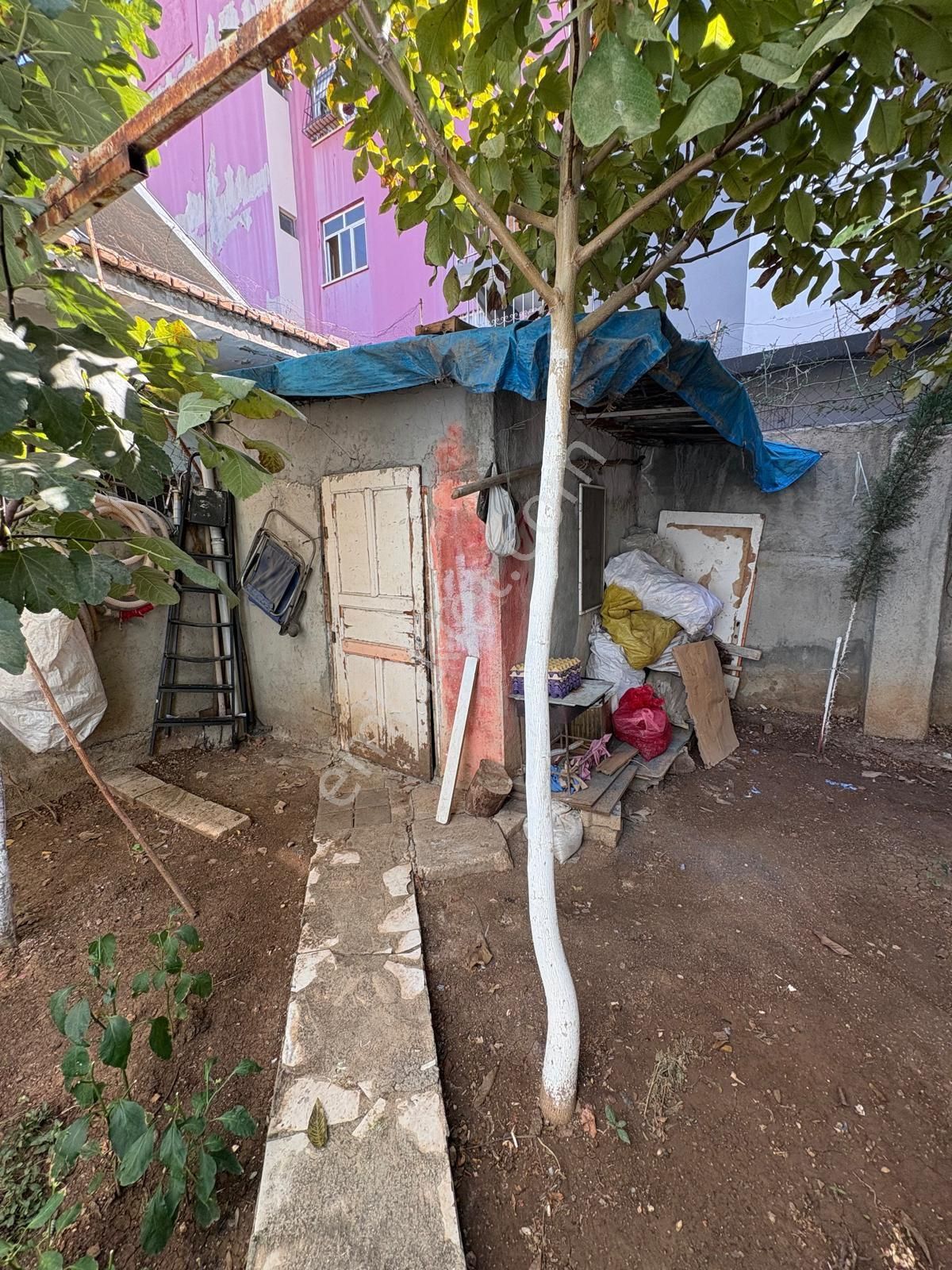 Meydan Mahallesinde 250mt2 Arsa İçerisinde 120 Mt2 Oturumlu 2 Katlı Daire - Görsel 14