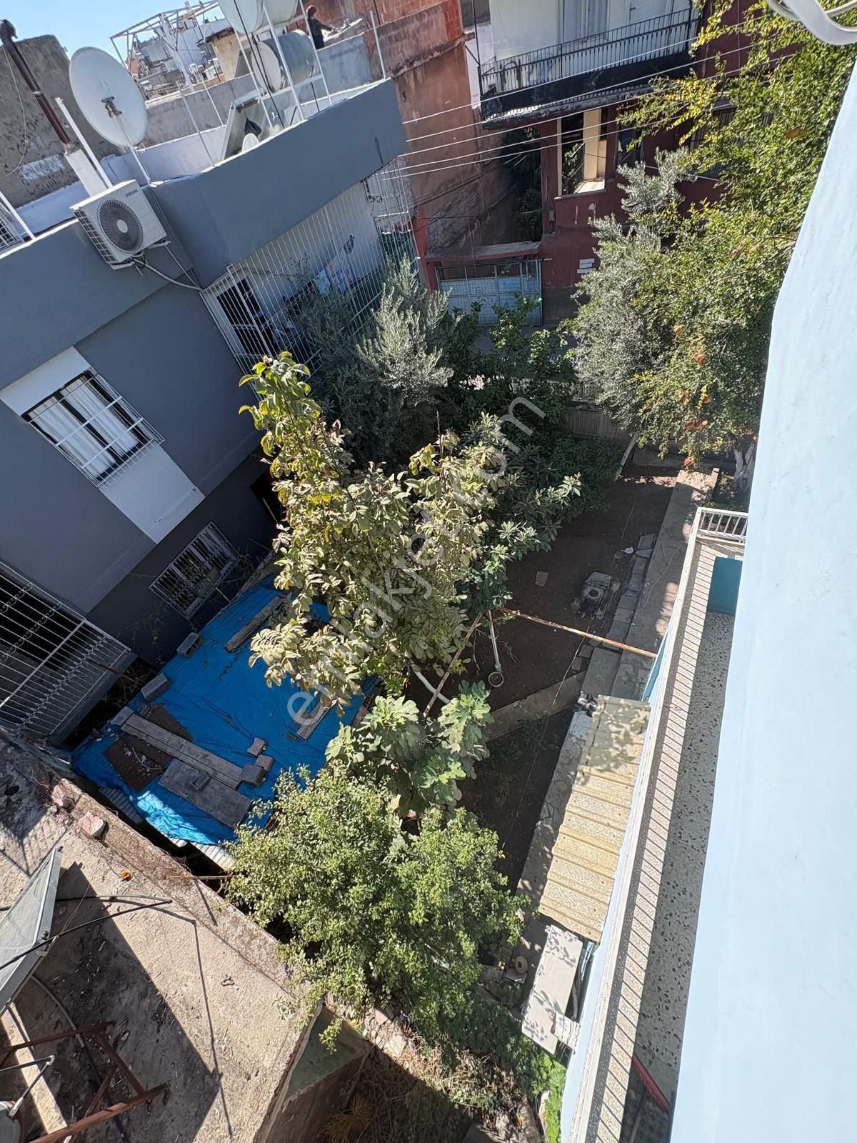 Meydan Mahallesinde 250mt2 Arsa İçerisinde 120 Mt2 Oturumlu 2 Katlı Daire - Görsel 9